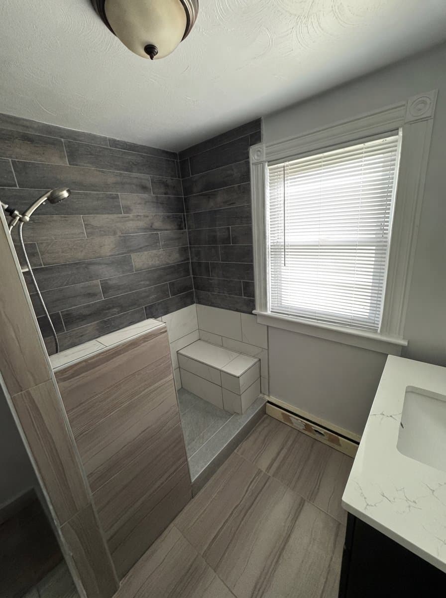 Providence Apartment: 362 Douglas Ave