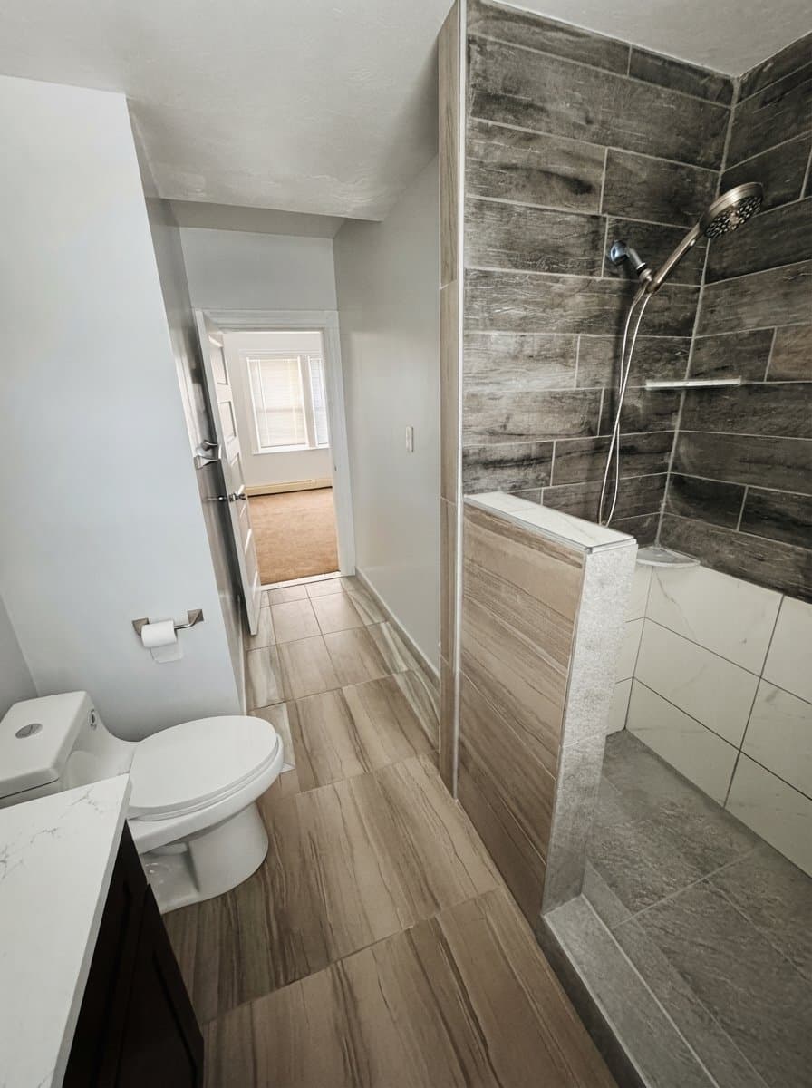 Providence Apartment: 362 Douglas Ave