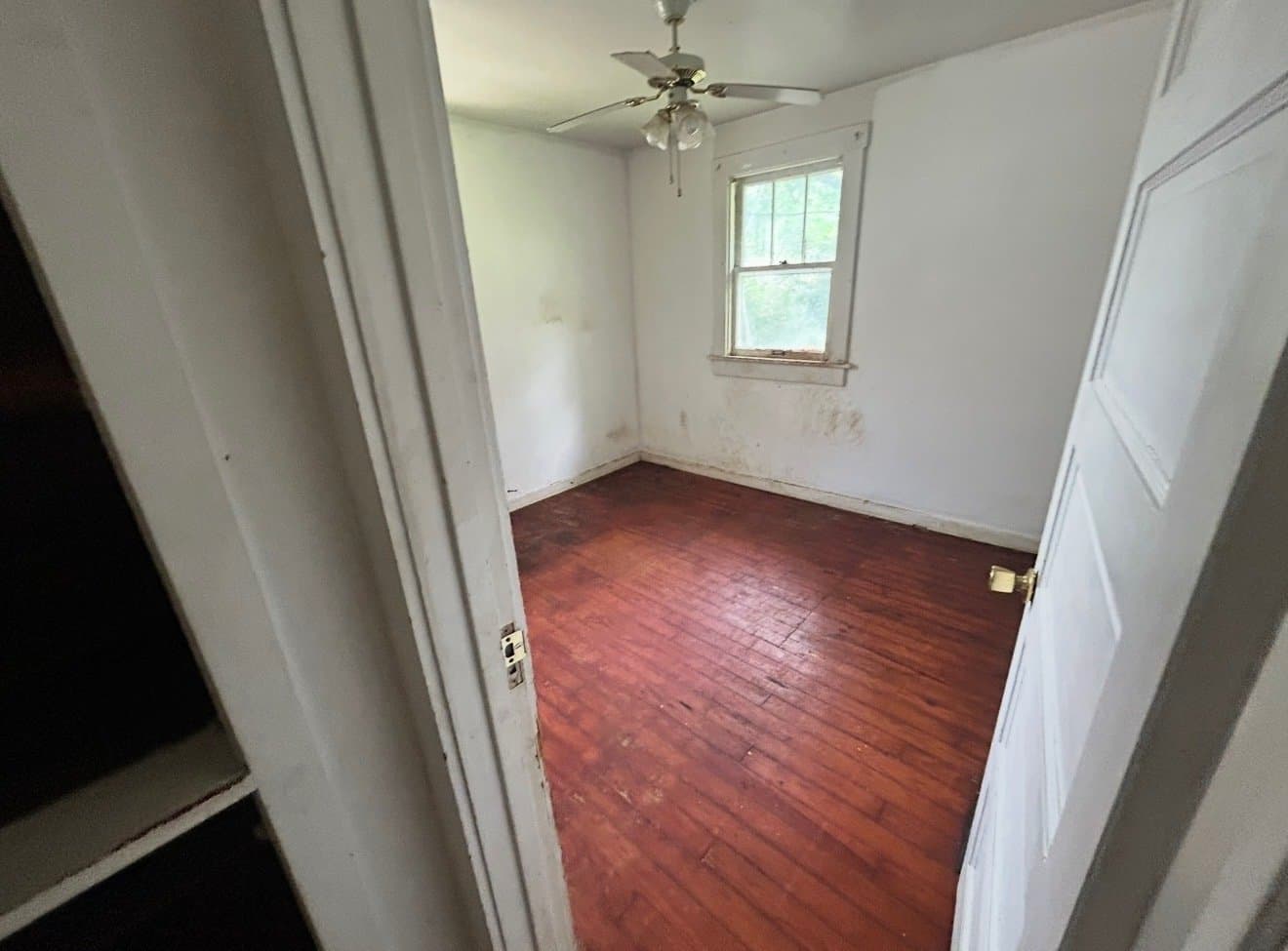 Decatur House: 1174 W King St