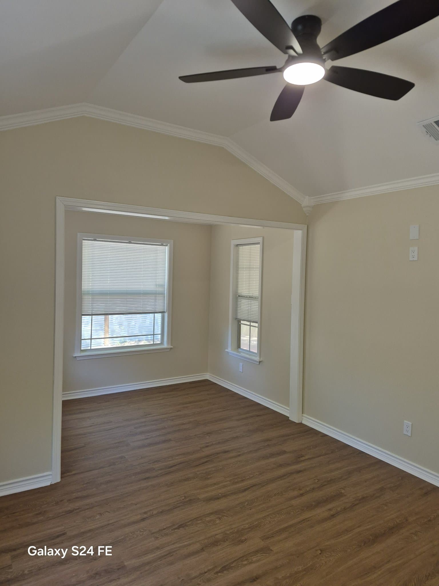 San Antonio House: 1107 Barclay St