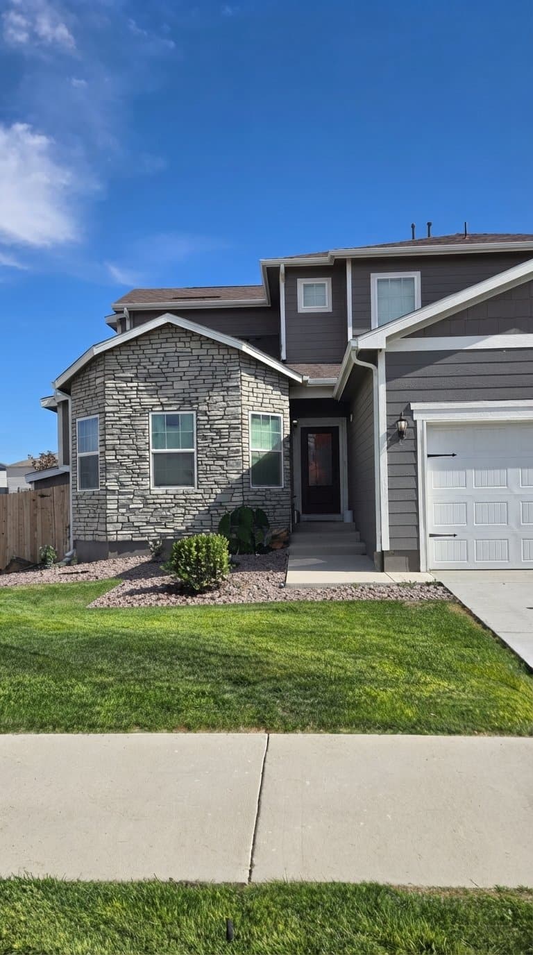 Brighton Single Room: 894 Sawdust drive