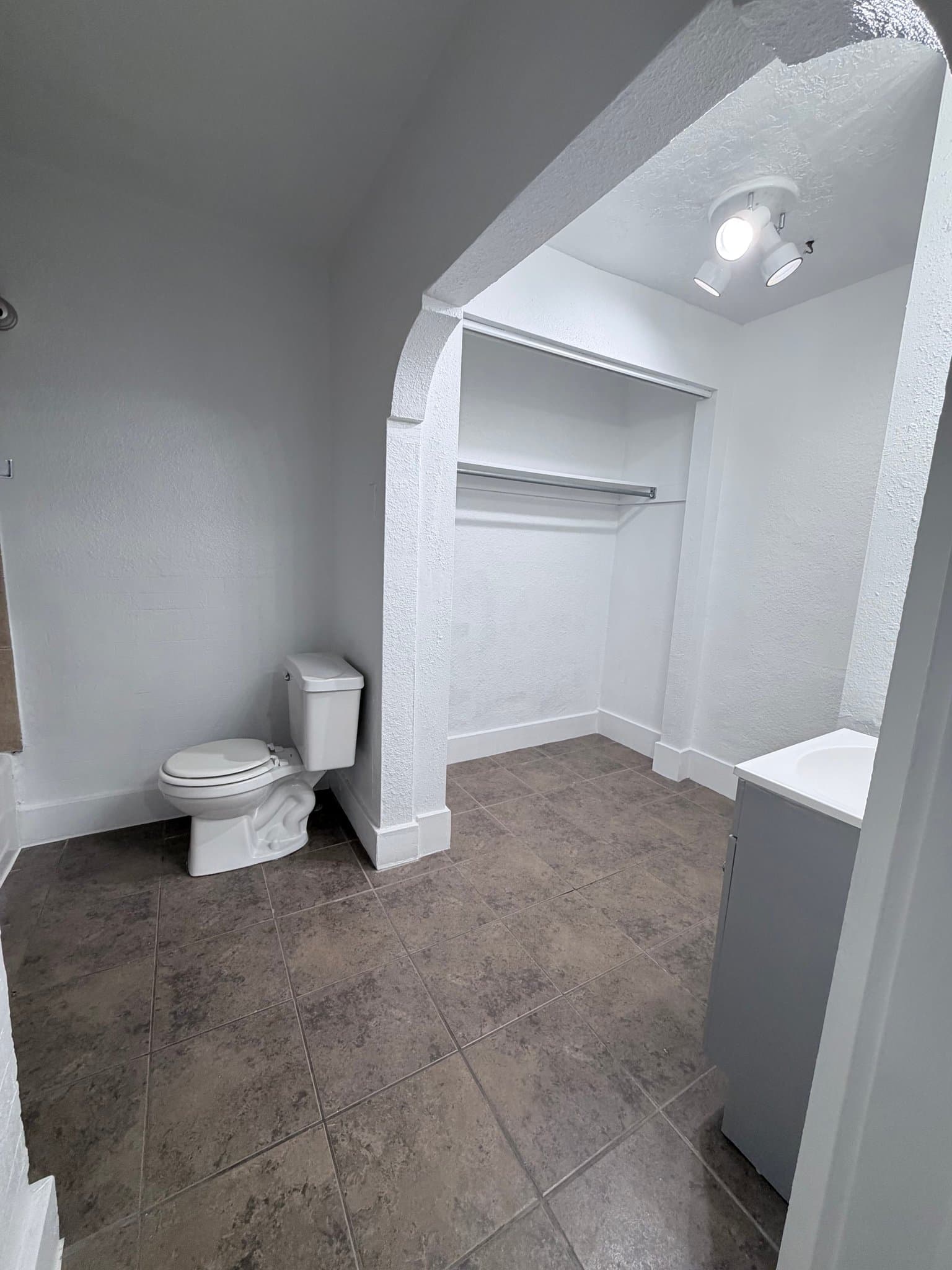 Magna Apartment: 2992 S 8850 W
