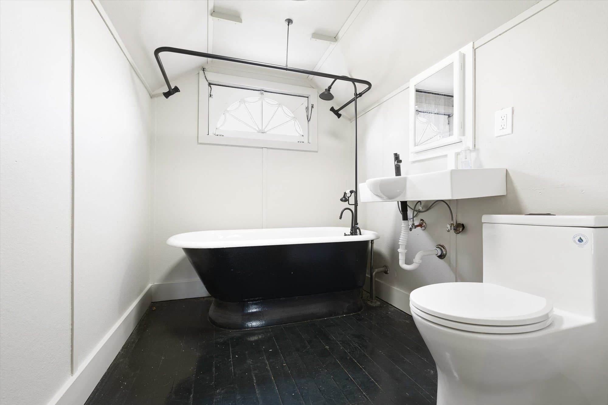 Syracuse House: 506 Allen St