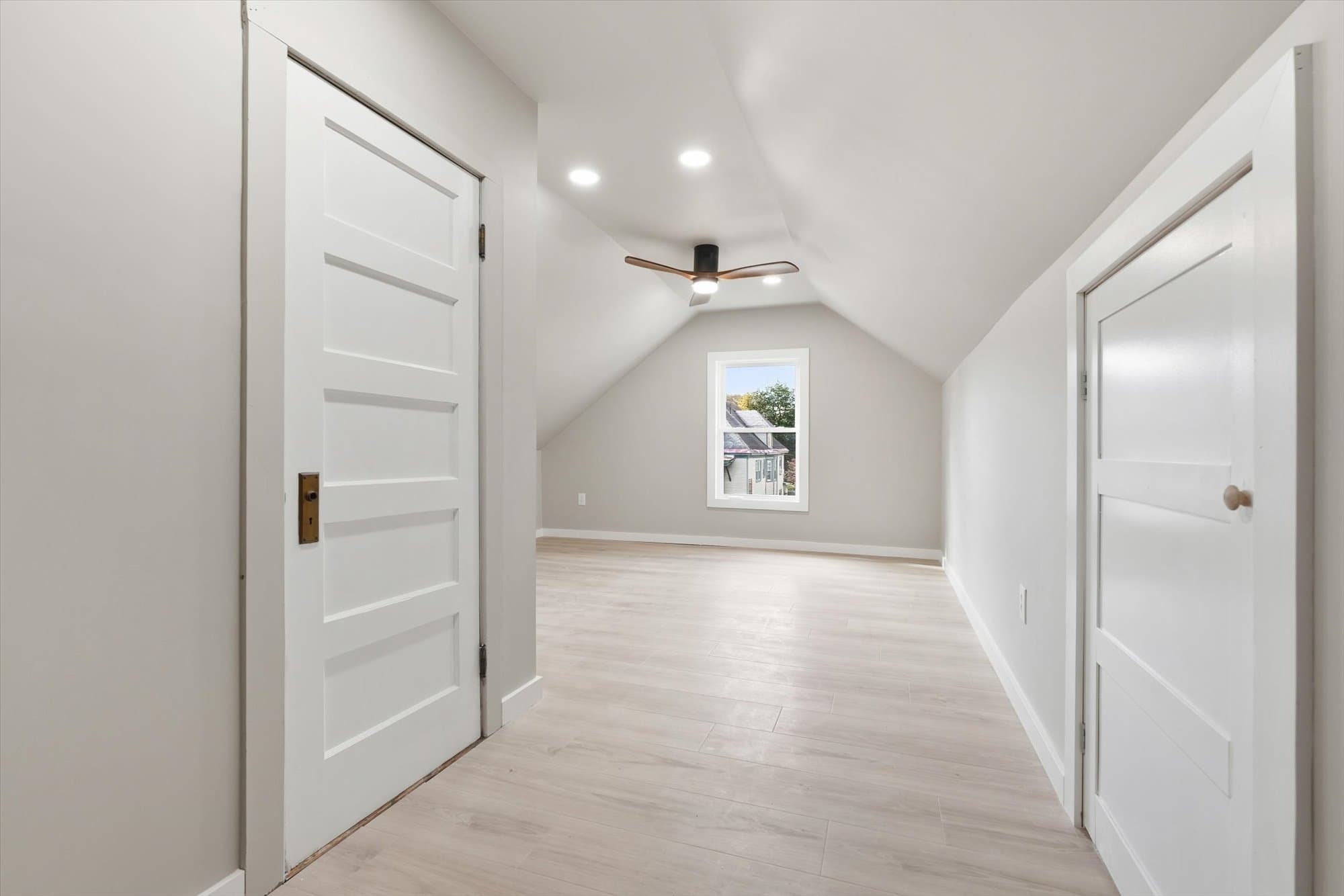 Syracuse House: 506 Allen St