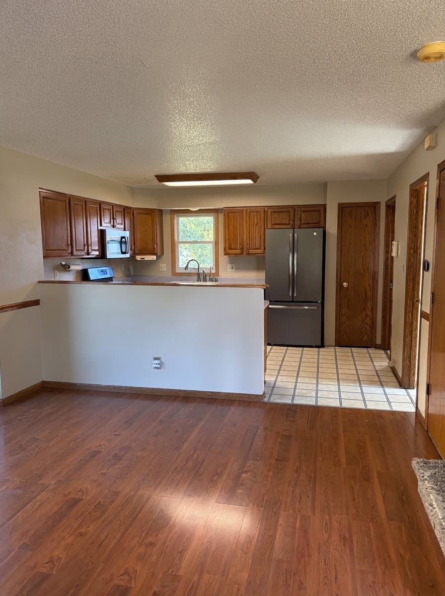 West Des Moines House: 205 2nd St