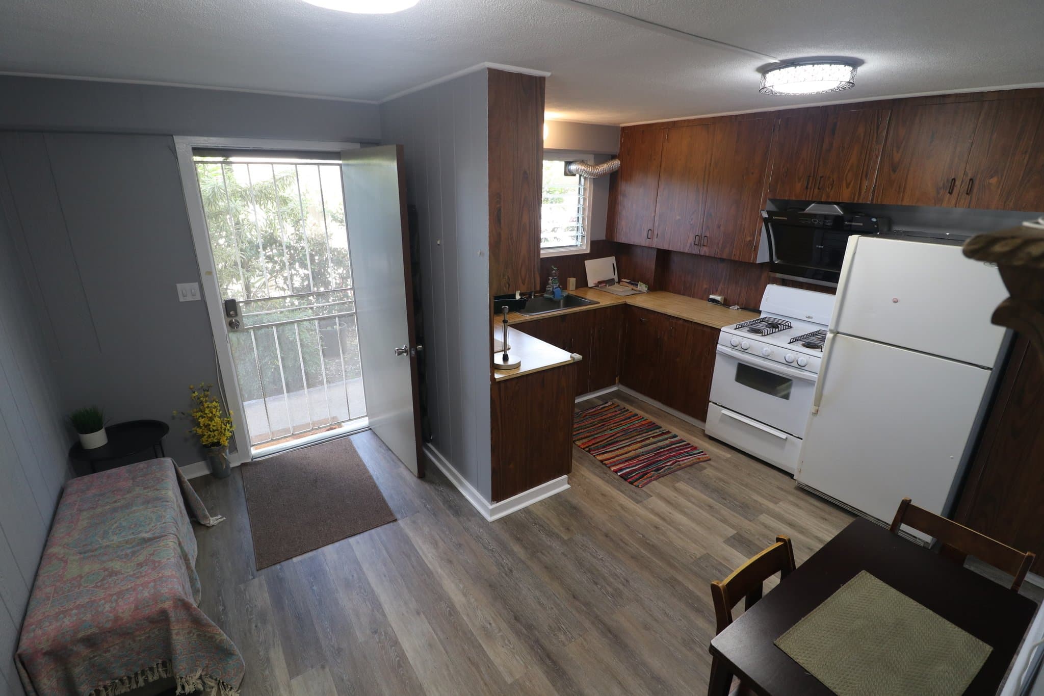 HONOLULU Single Room: 1534 MAGAZINE ST A-2