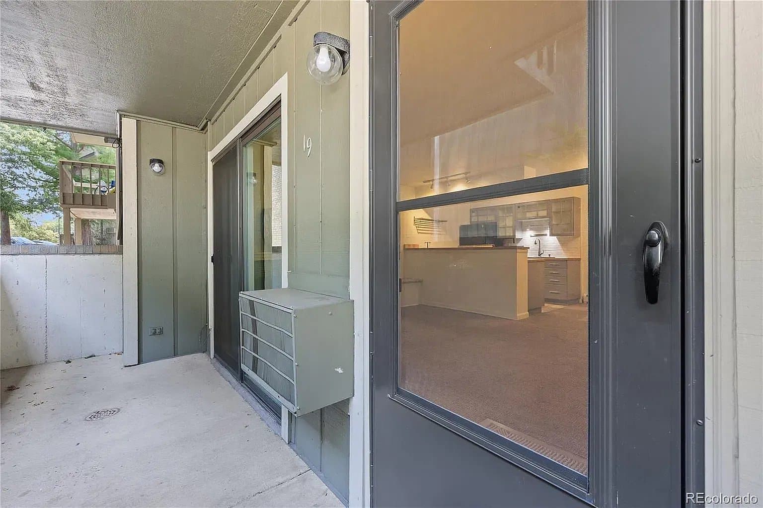Boulder Condo: 695 Manhattan Dr