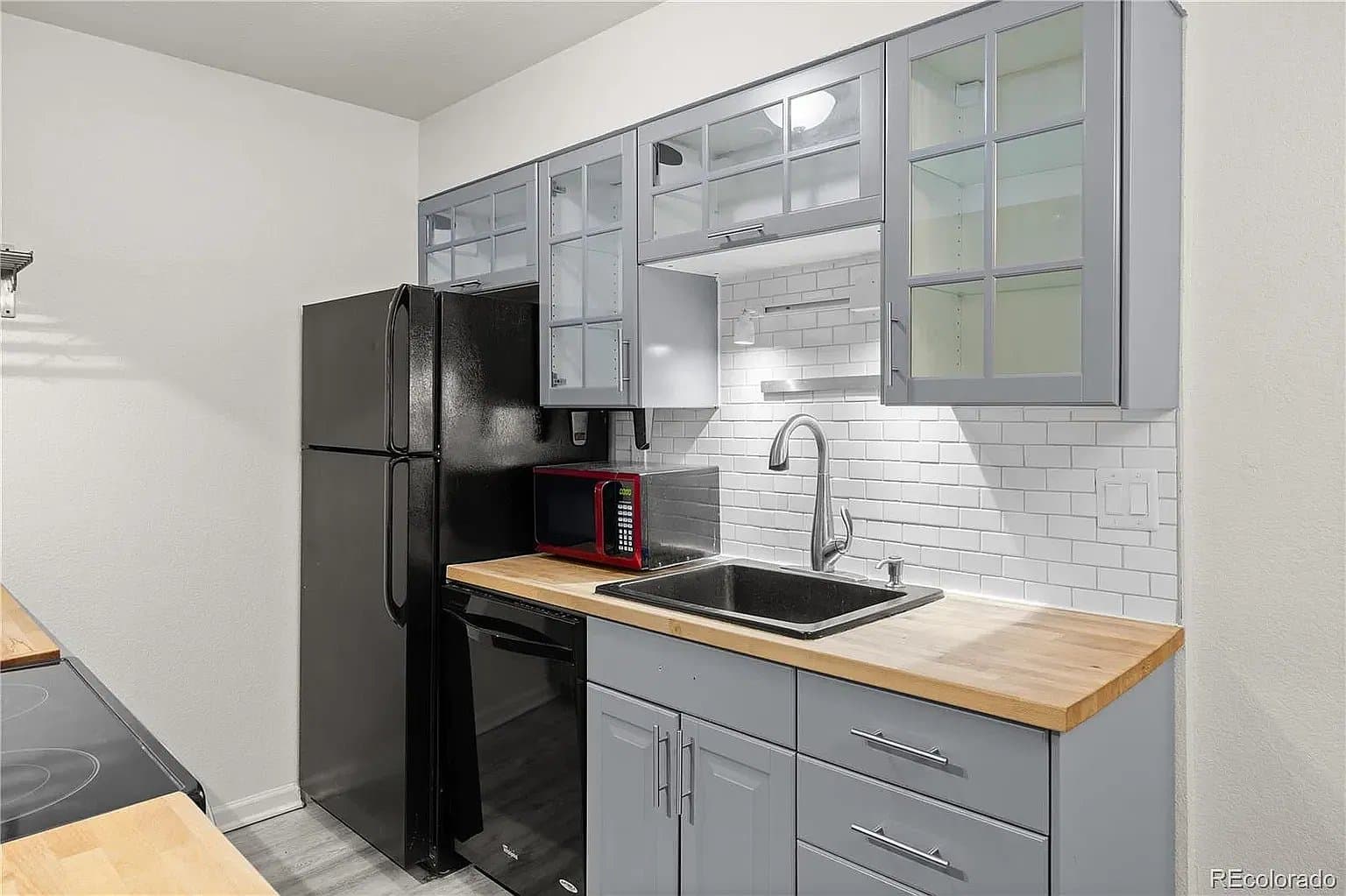 Boulder Condo: 695 Manhattan Dr