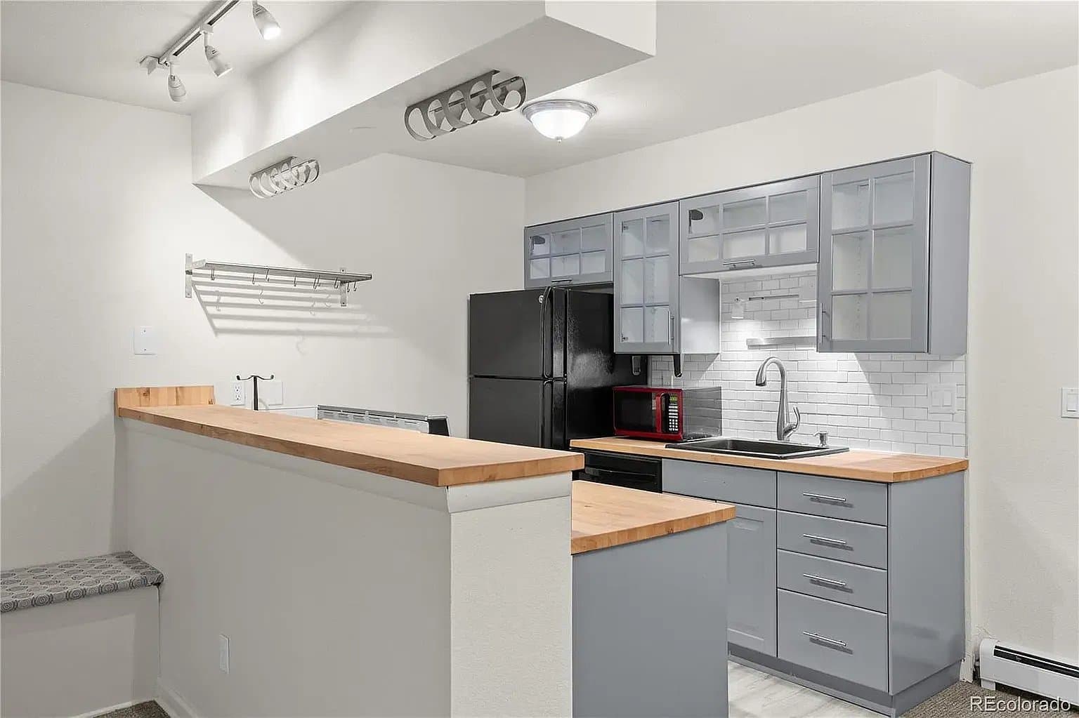 Boulder Condo: 695 Manhattan Dr