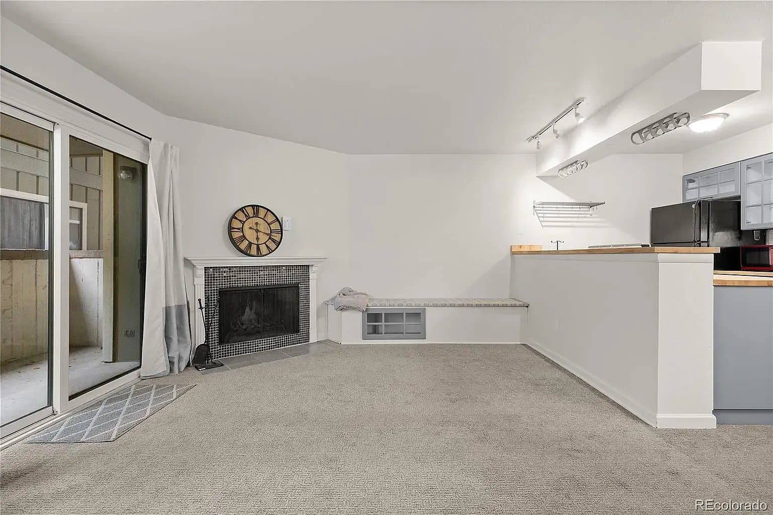 Boulder Condo: 695 Manhattan Dr