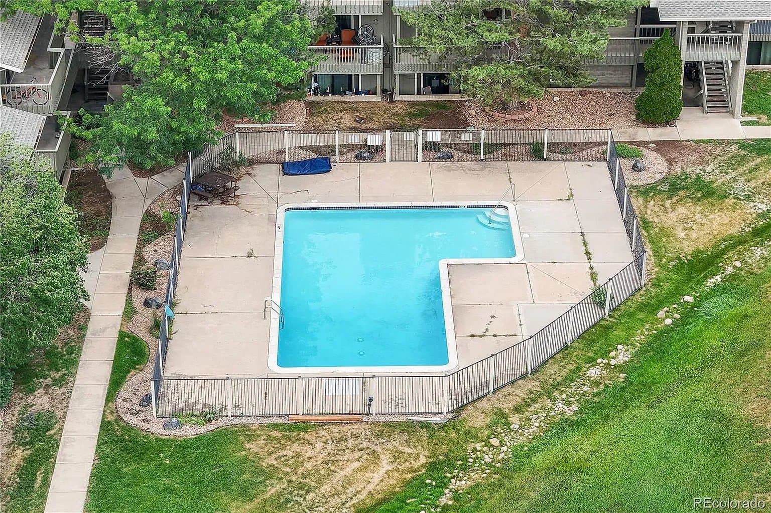 Boulder Condo: 695 Manhattan Dr