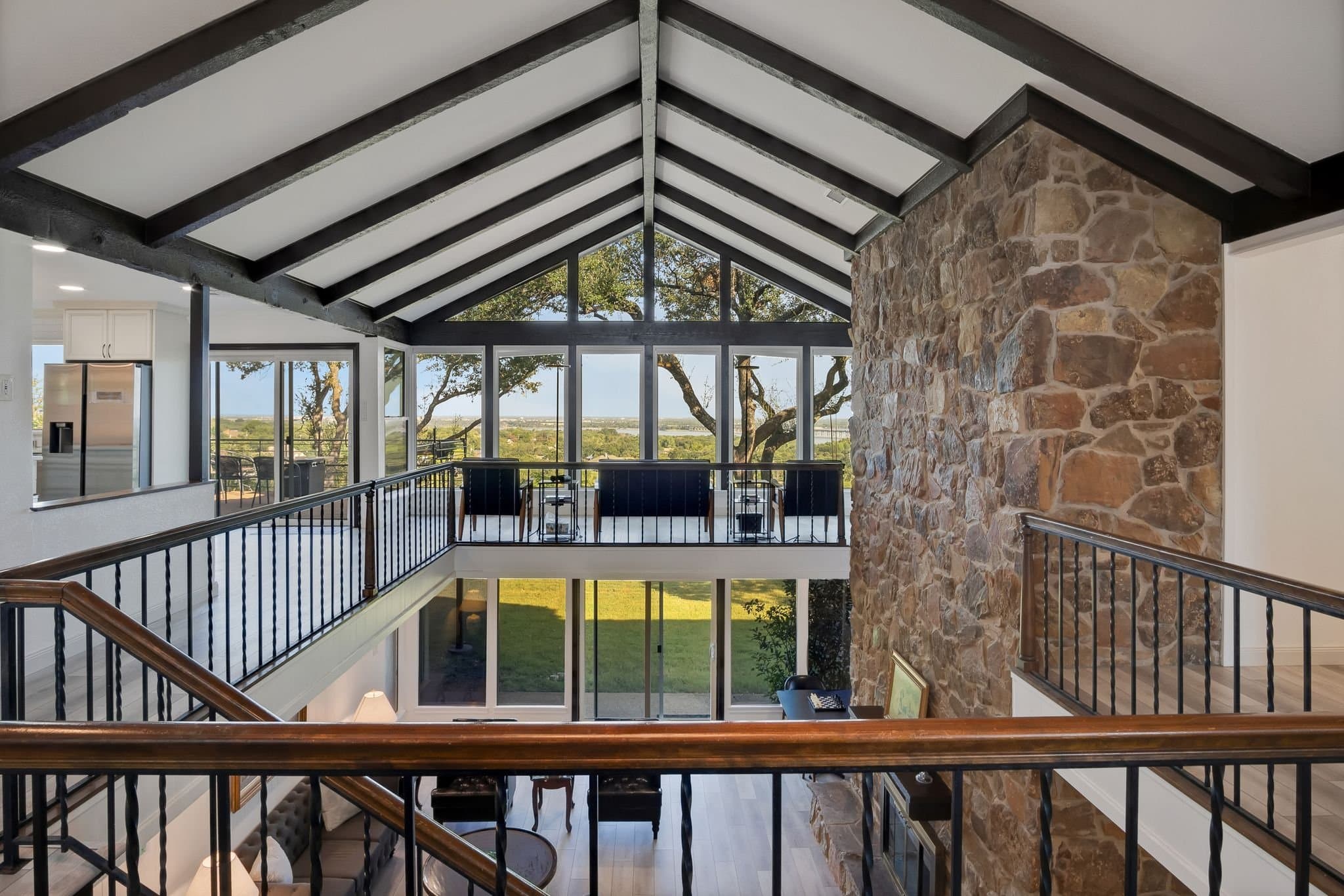 Woodway House: 8201 Forest Ridge Dr
