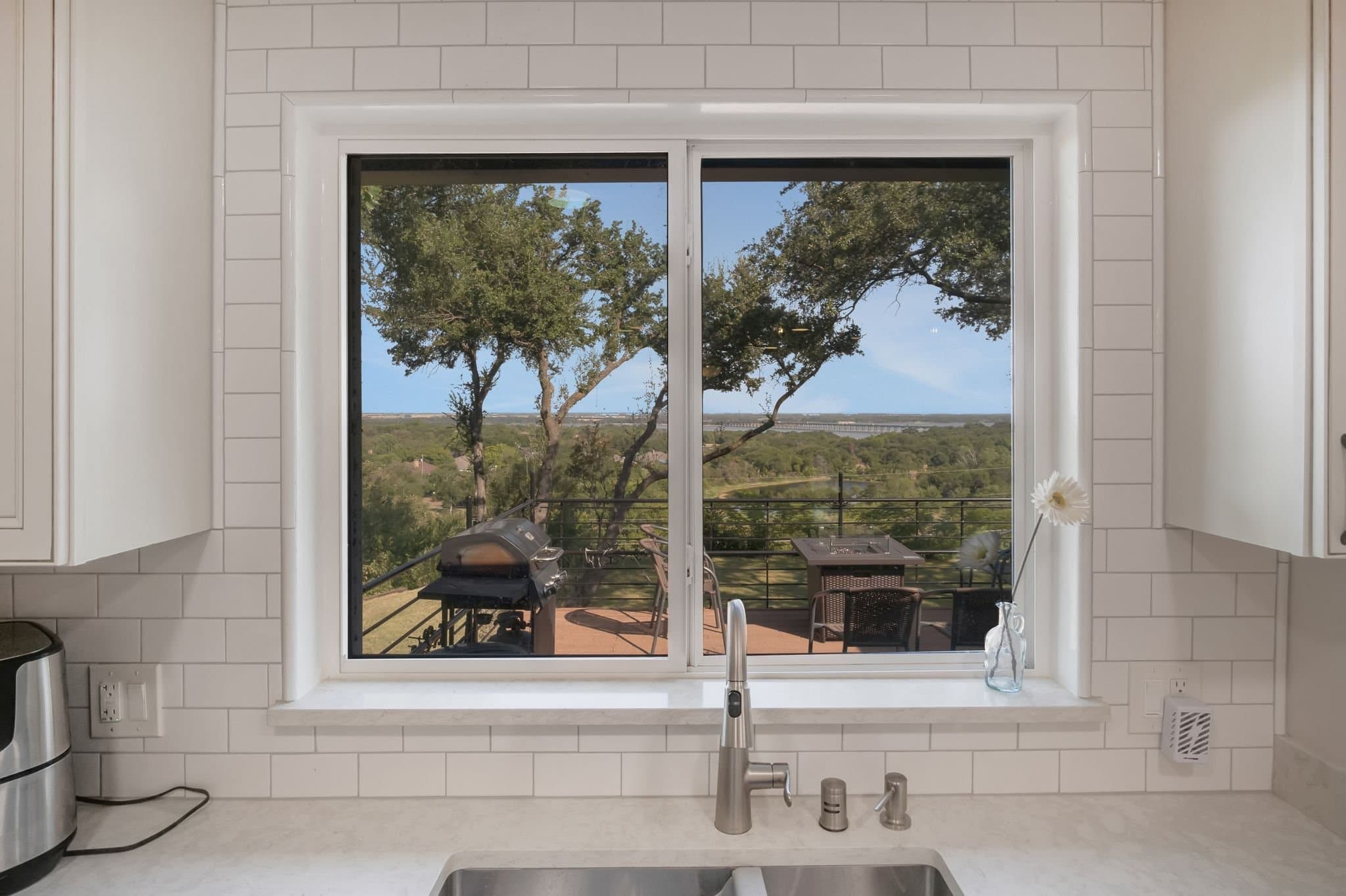 Woodway House: 8201 Forest Ridge Dr