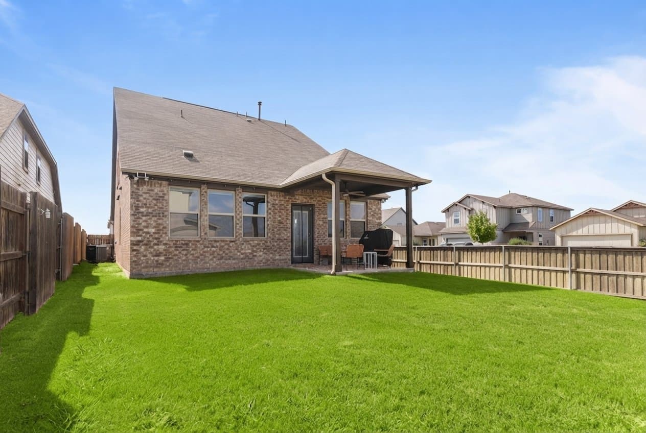 Buda House: 936 Eves Necklace Dr