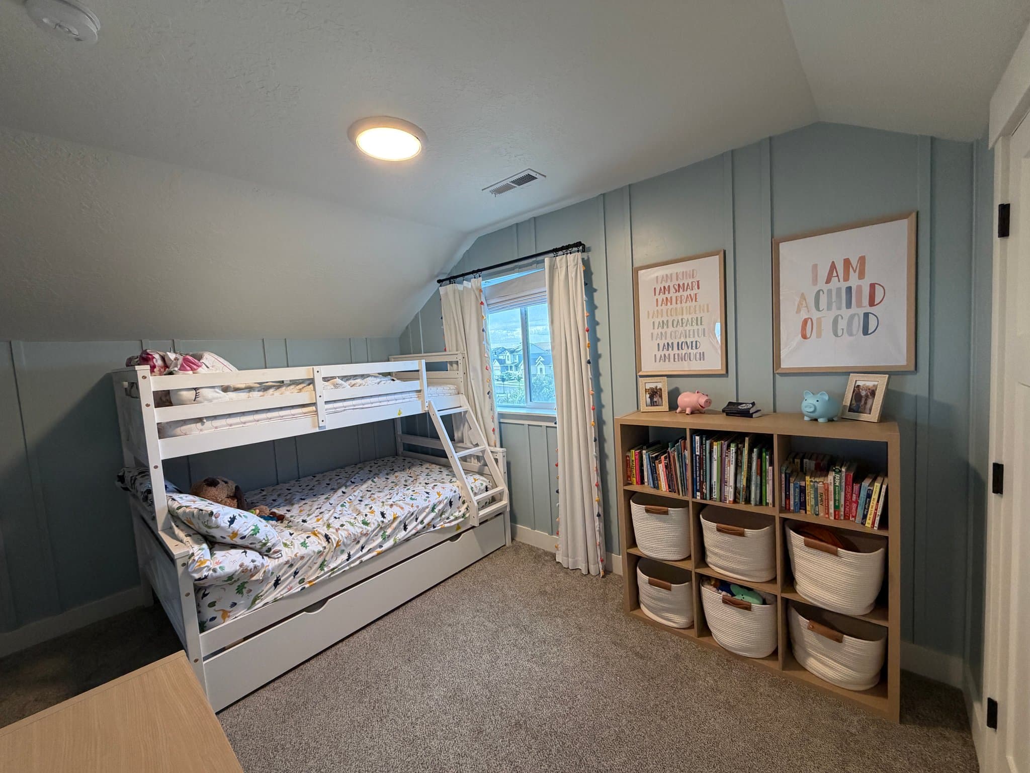 Santaquin House: 859 N 20 E