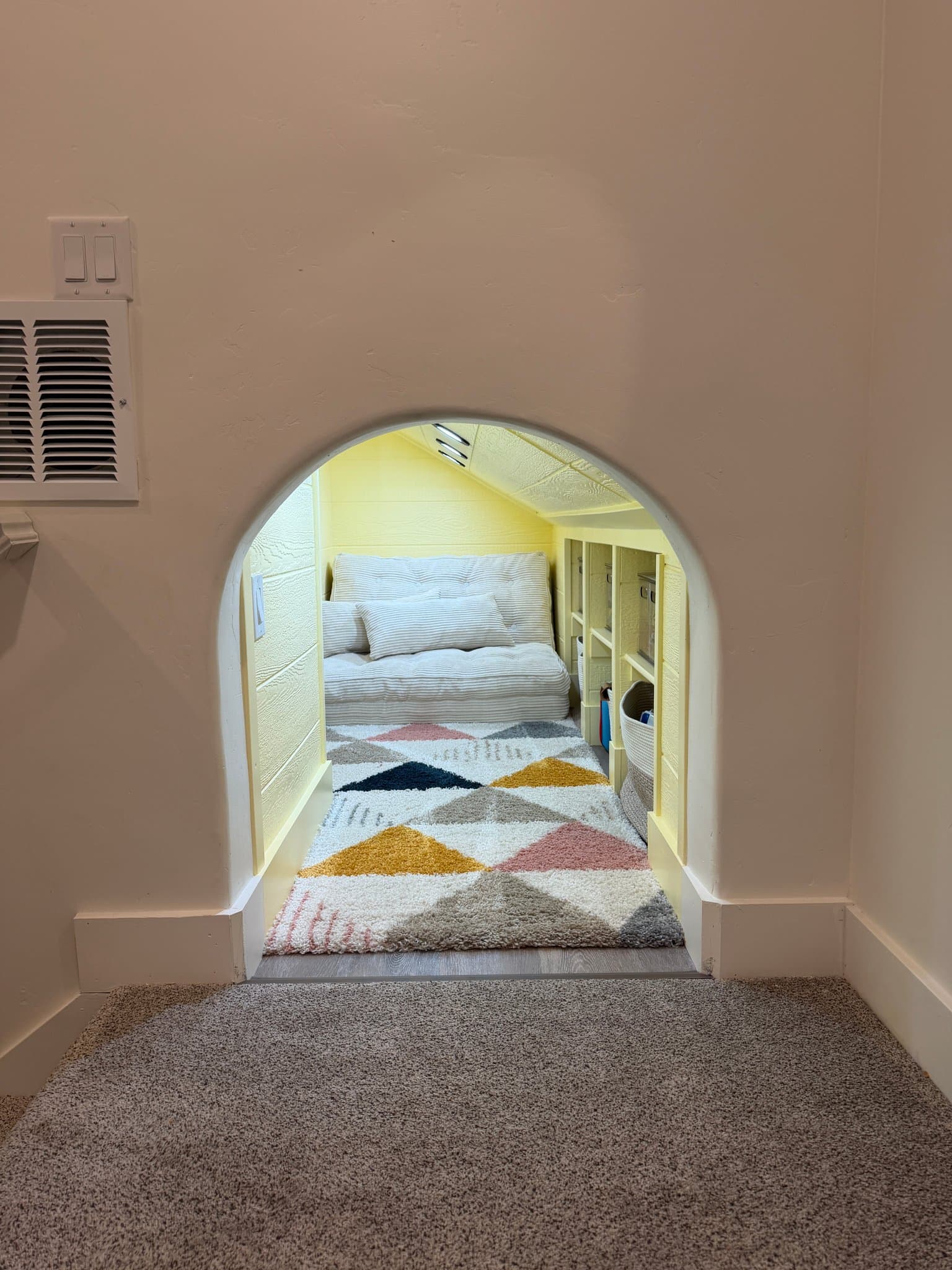 Santaquin House: 859 N 20 E