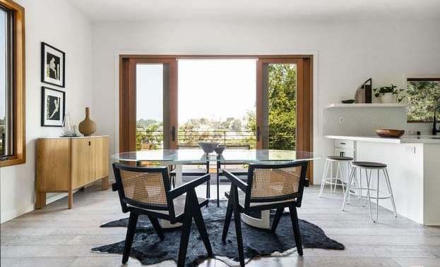 Los Angeles House: 2137 Fargo St