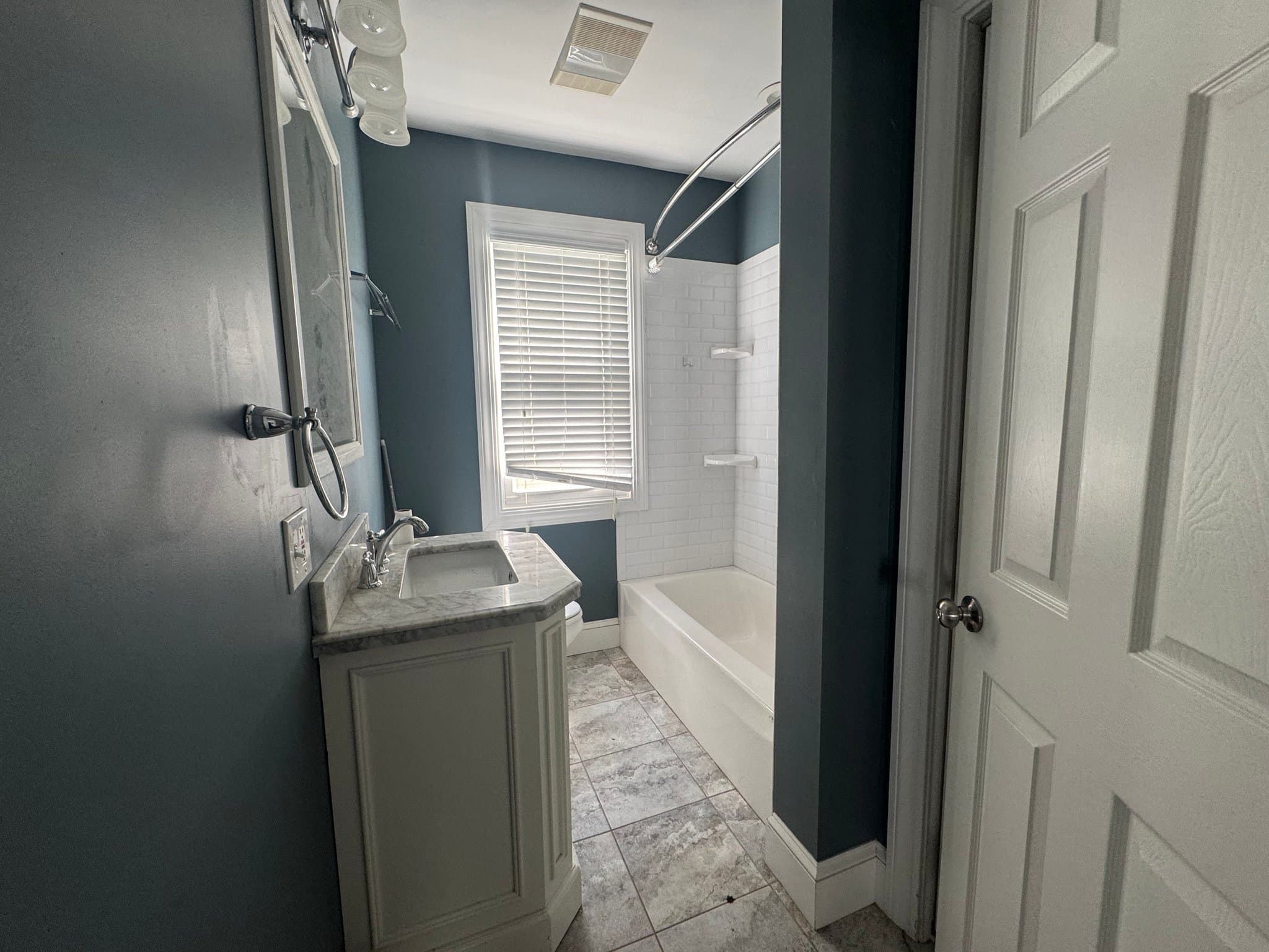 Derby Apartment: 50 Spring St