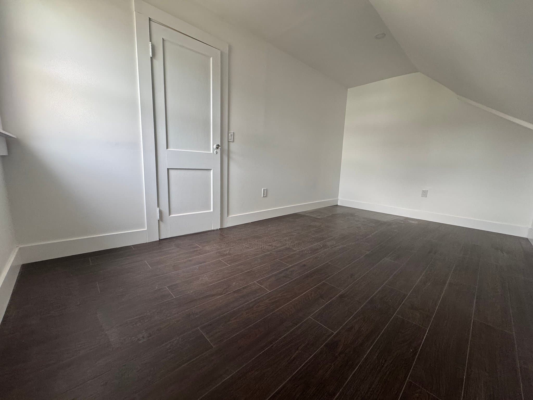 Derby Apartment: 50 Spring St