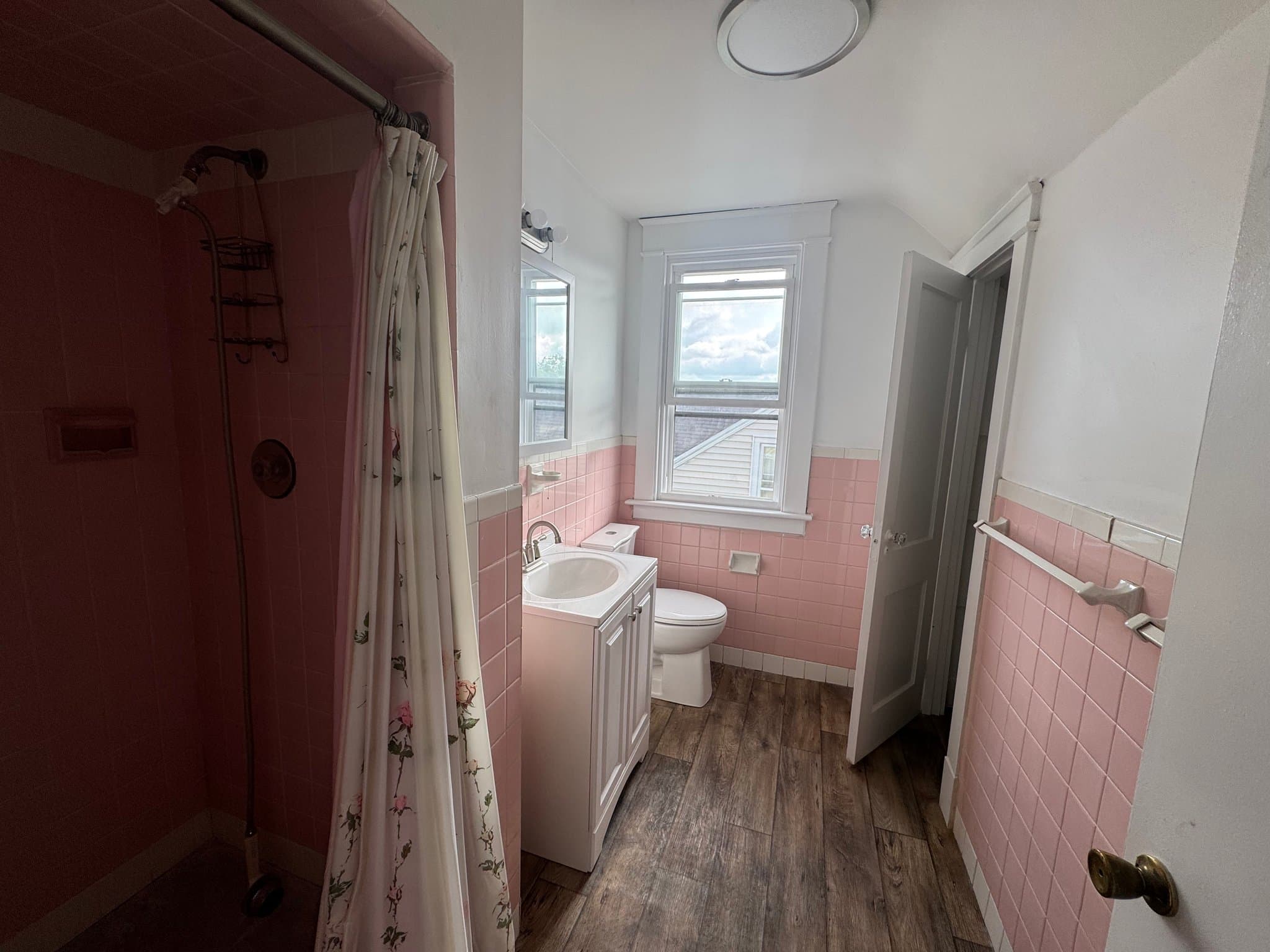 Derby Apartment: 50 Spring St