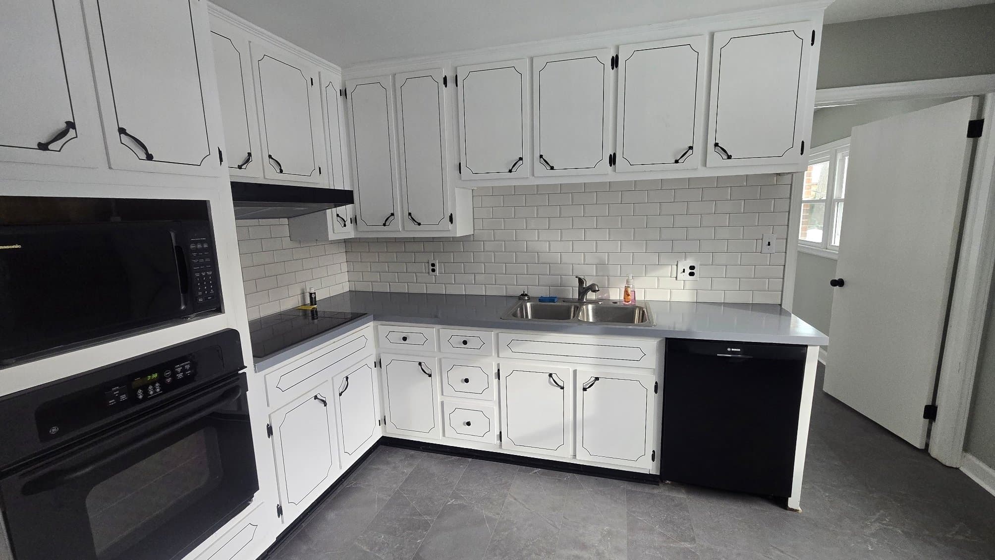 Greensboro House: 6303 Stockbridge Ct