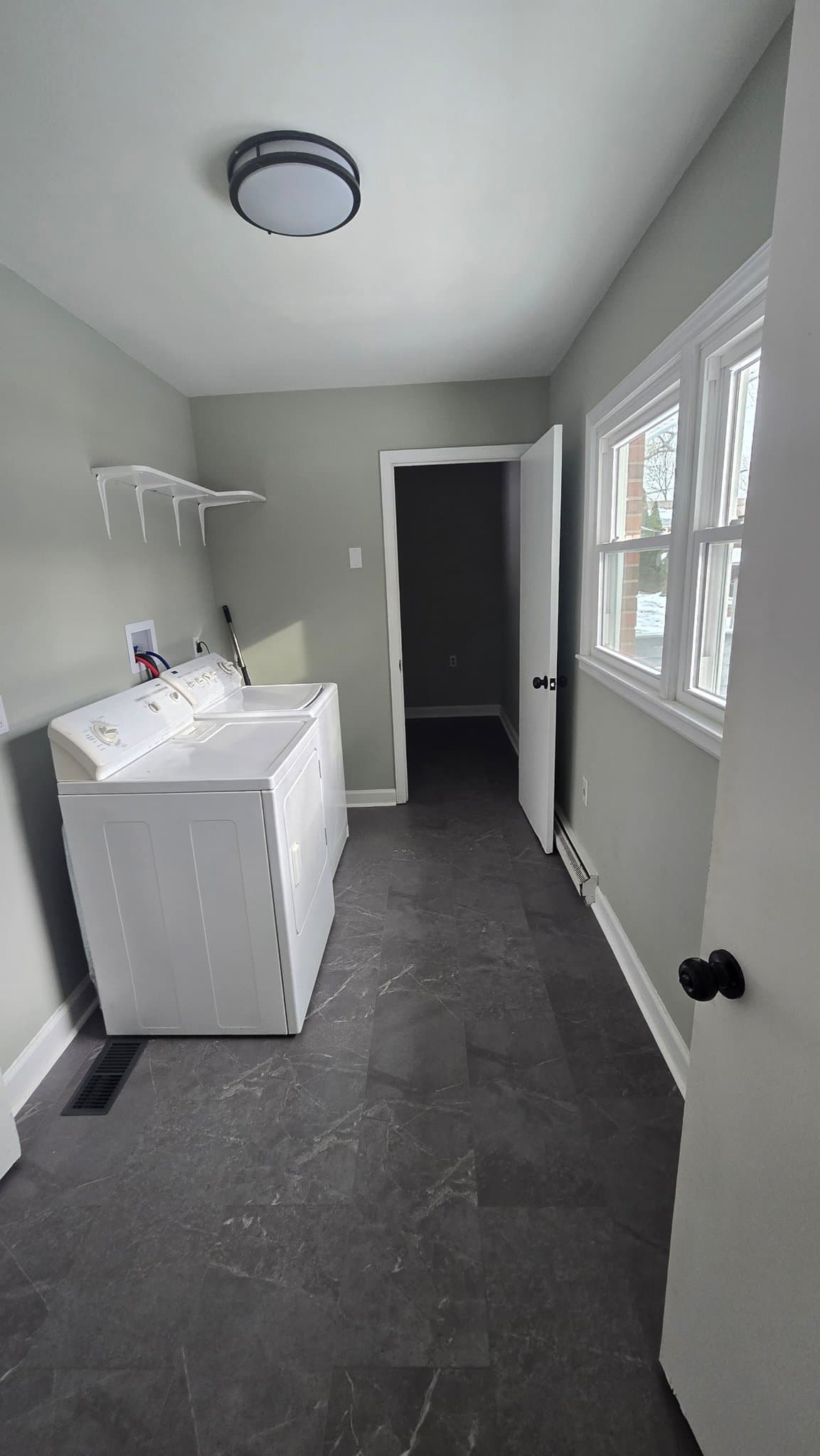 Greensboro House: 6303 Stockbridge Ct