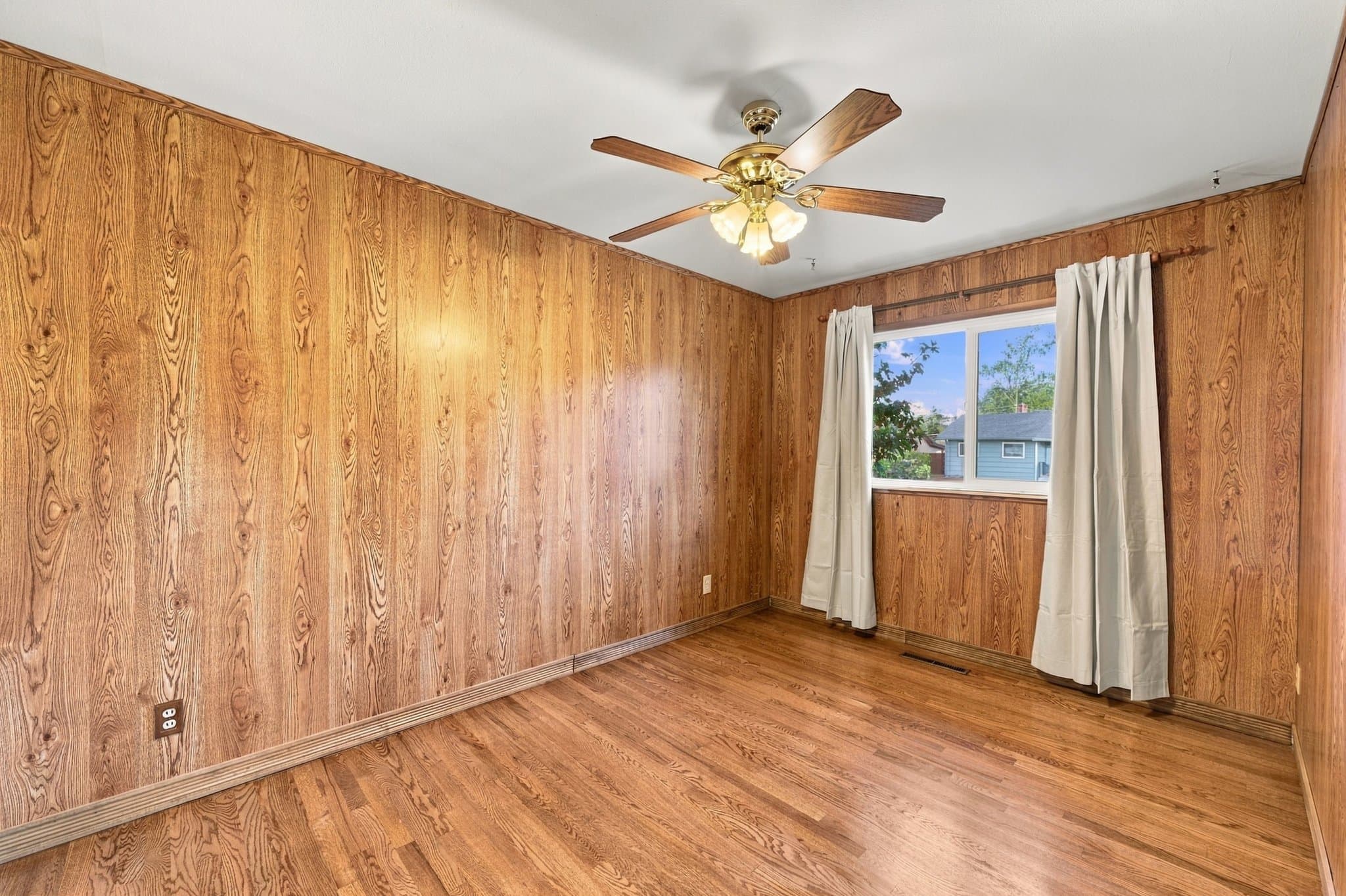 Colorado Springs House: 32 Dudley Ave