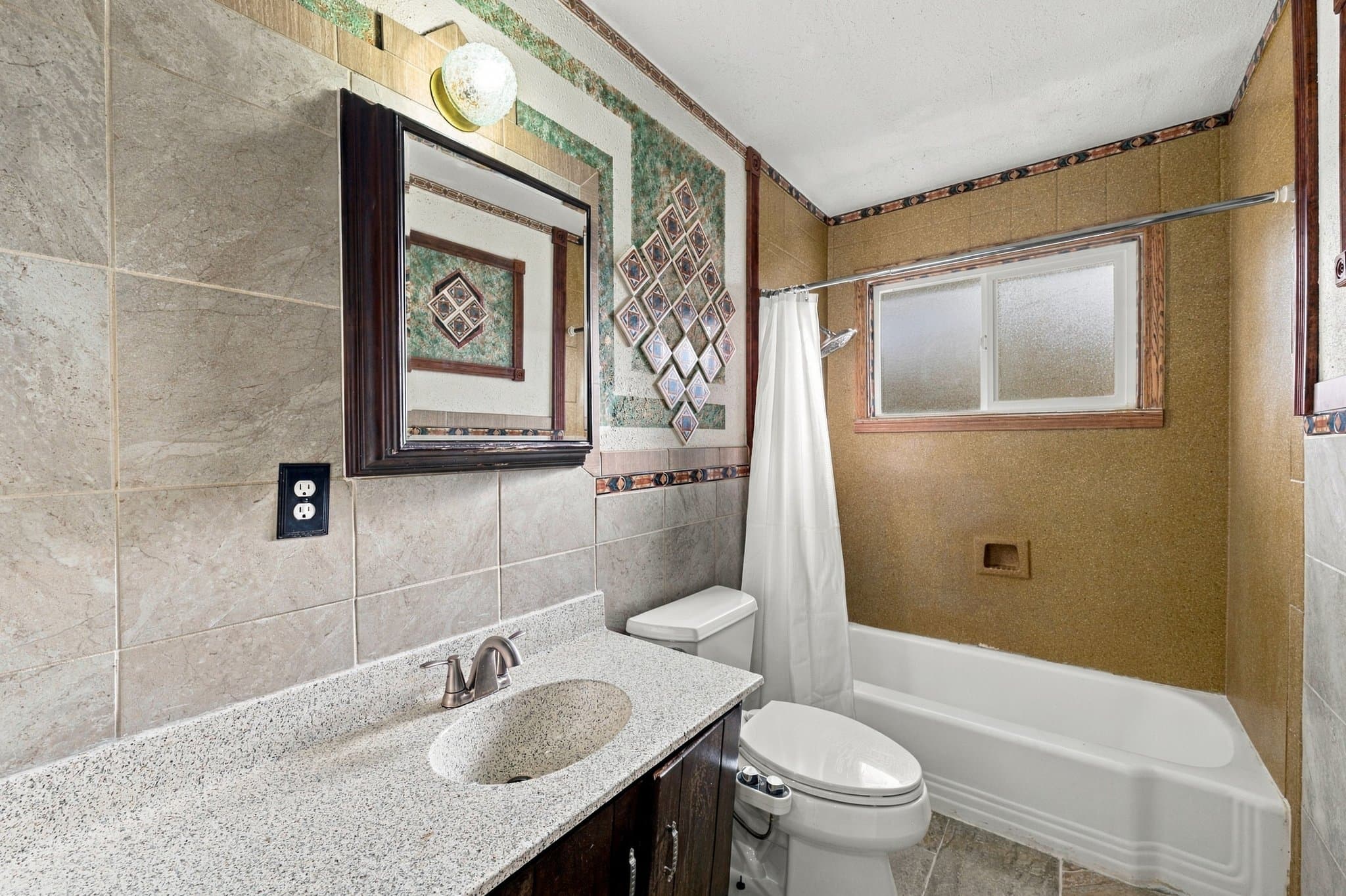 Colorado Springs House: 32 Dudley Ave