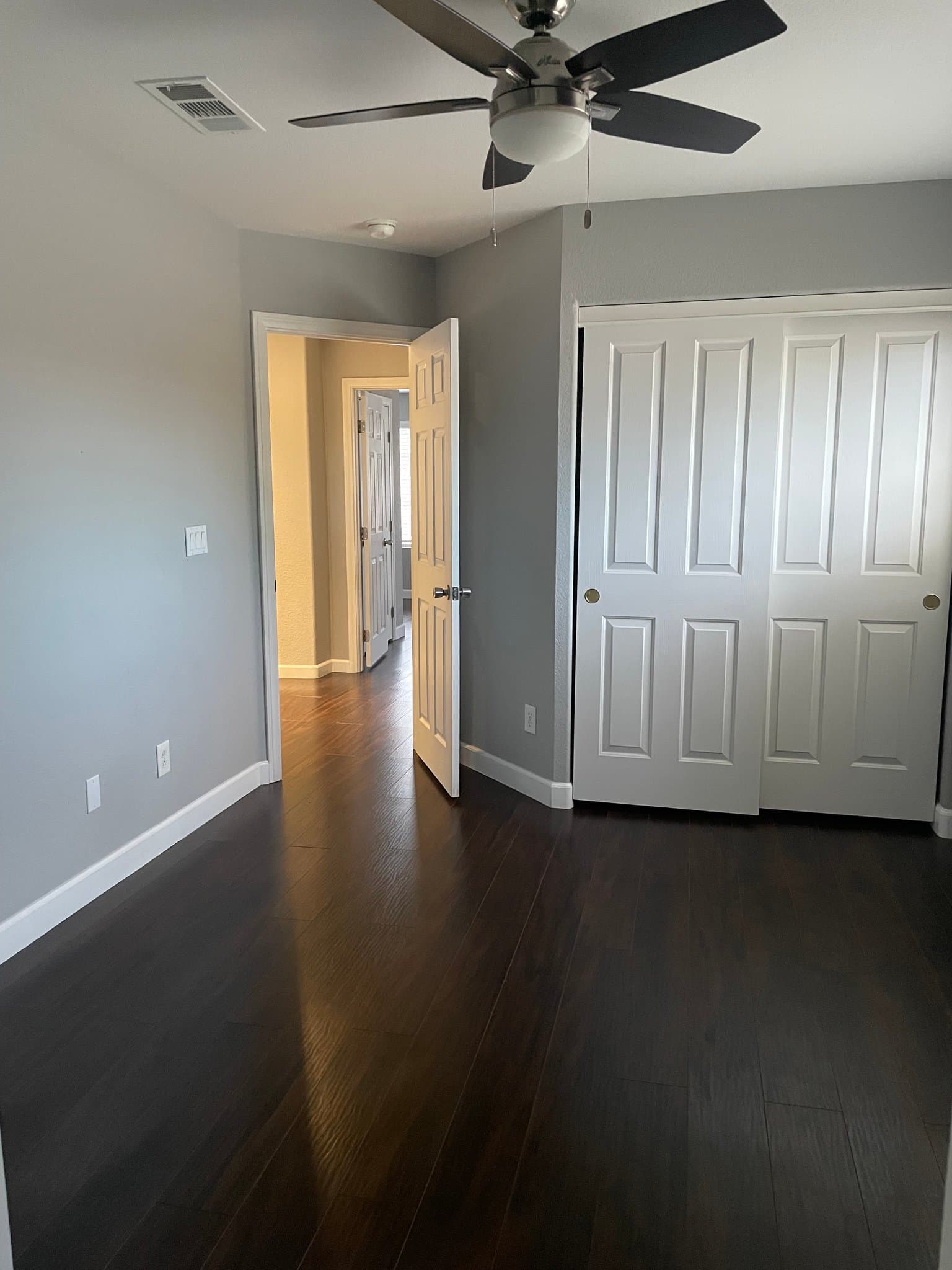 Henderson House: 2476 Swan Ridge Ave