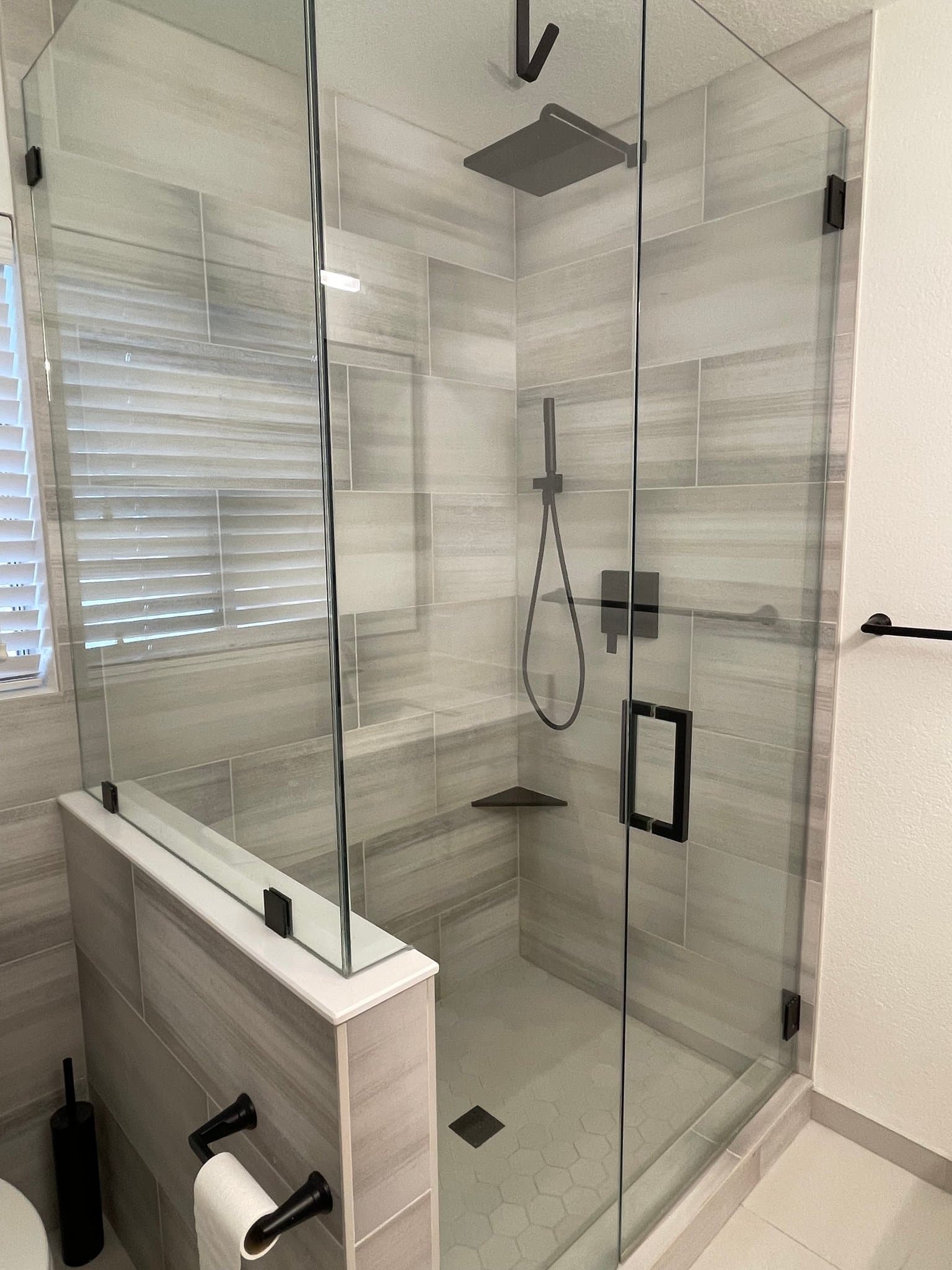 Henderson House: 2476 Swan Ridge Ave