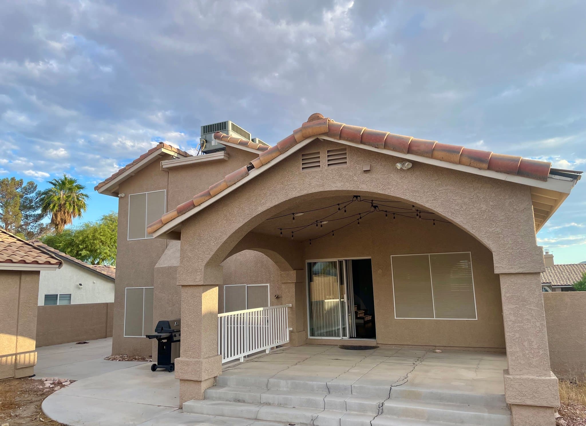 Henderson House: 2476 Swan Ridge Ave