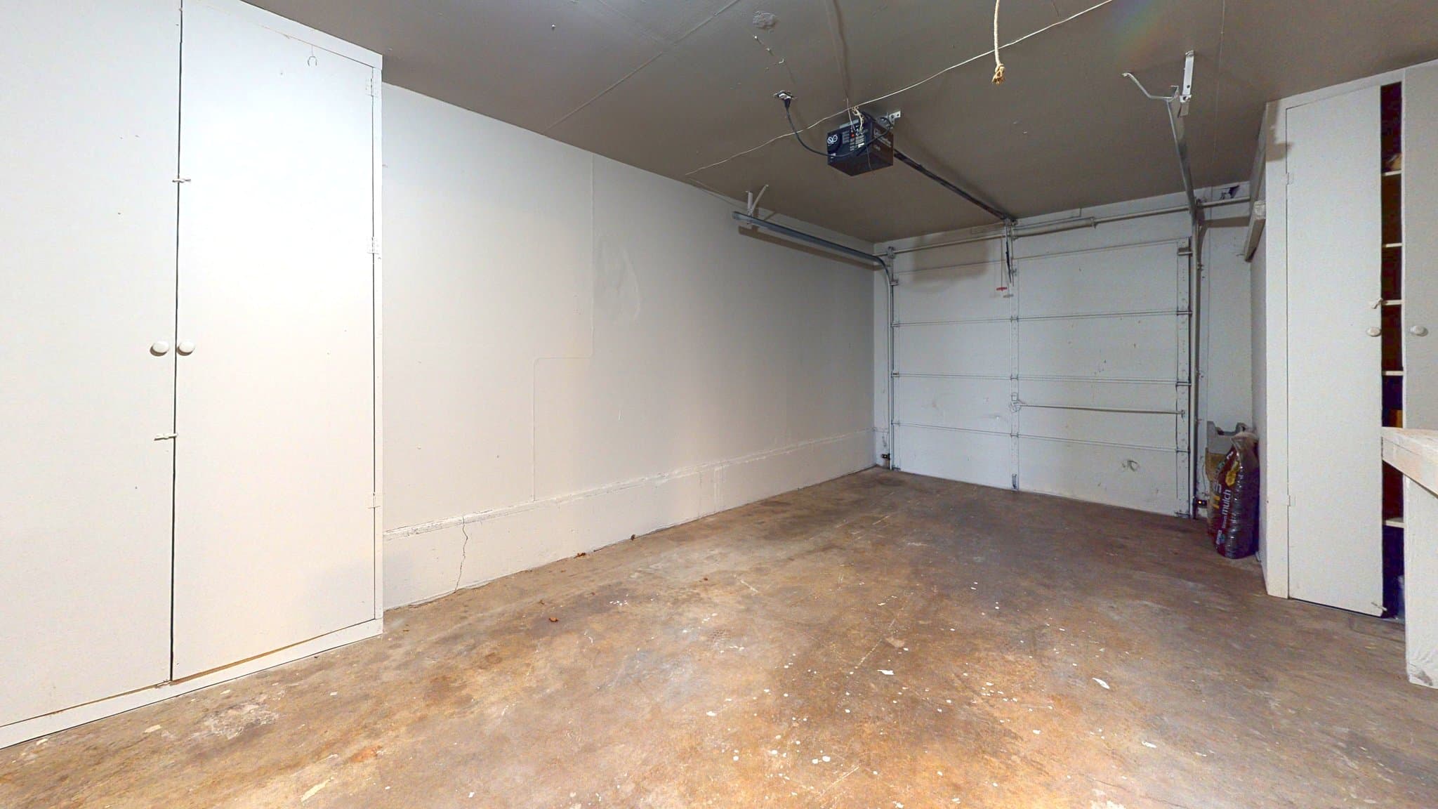 Edmond House: 43 Shirley Ln
