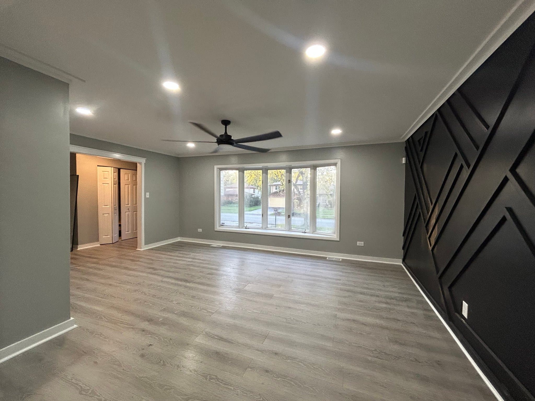 Richton Park House: 22435 Riverside Dr