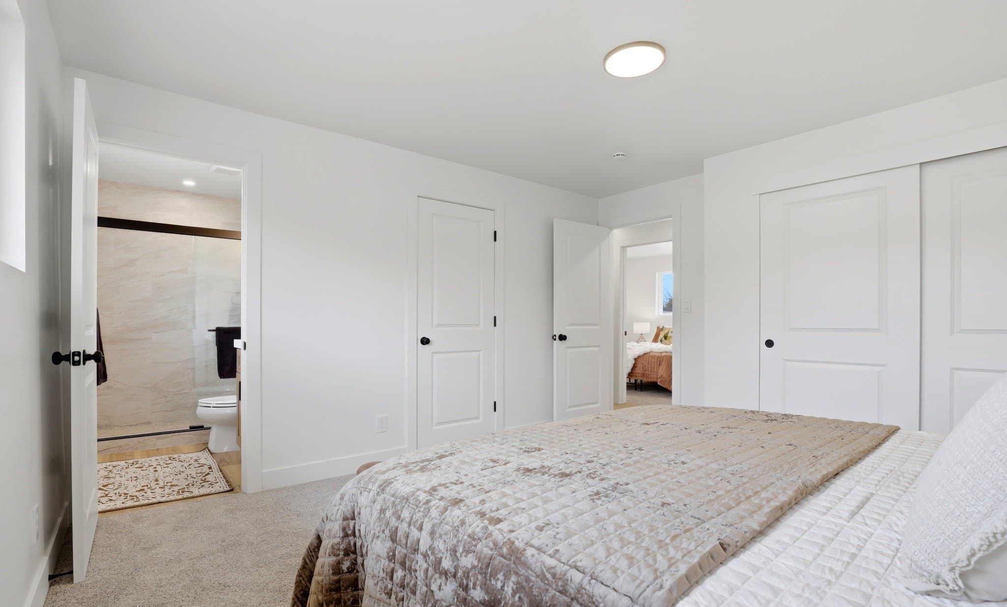 Sandy House: 8643 S Vaquero Dr