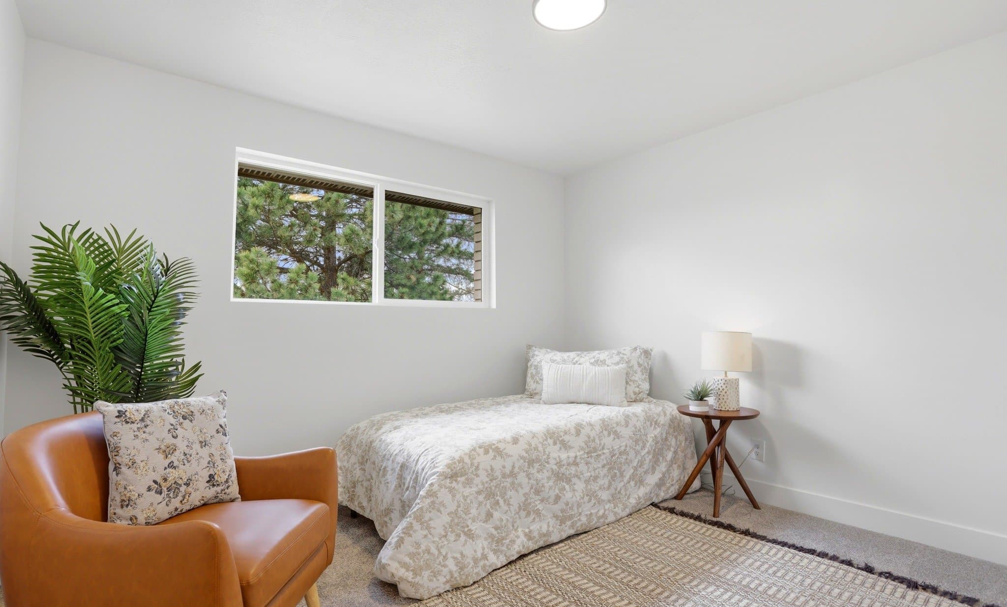 Sandy House: 8643 S Vaquero Dr