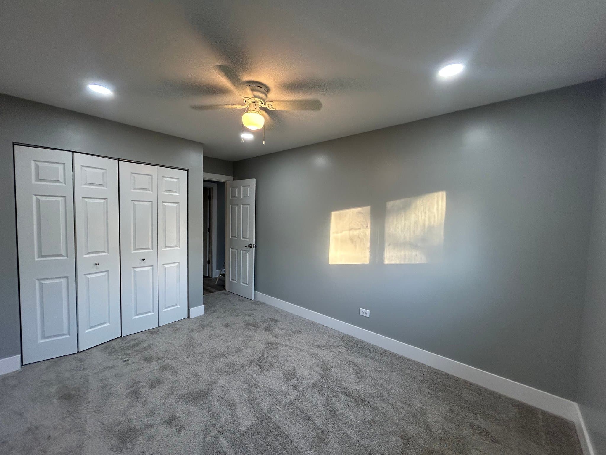 Richton Park House: 22435 Riverside Dr