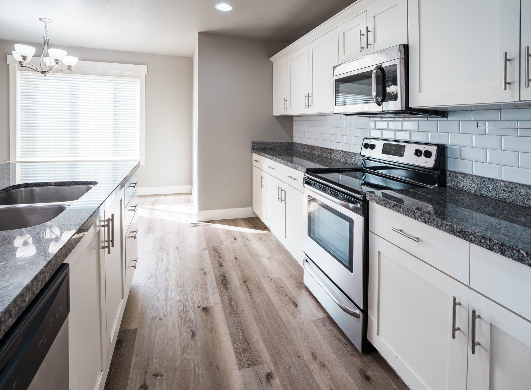 Vineyard Townhome: 697 E 180 N
