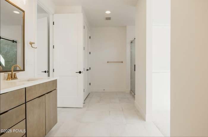 Heber House: 944 S Cloverfield Ct