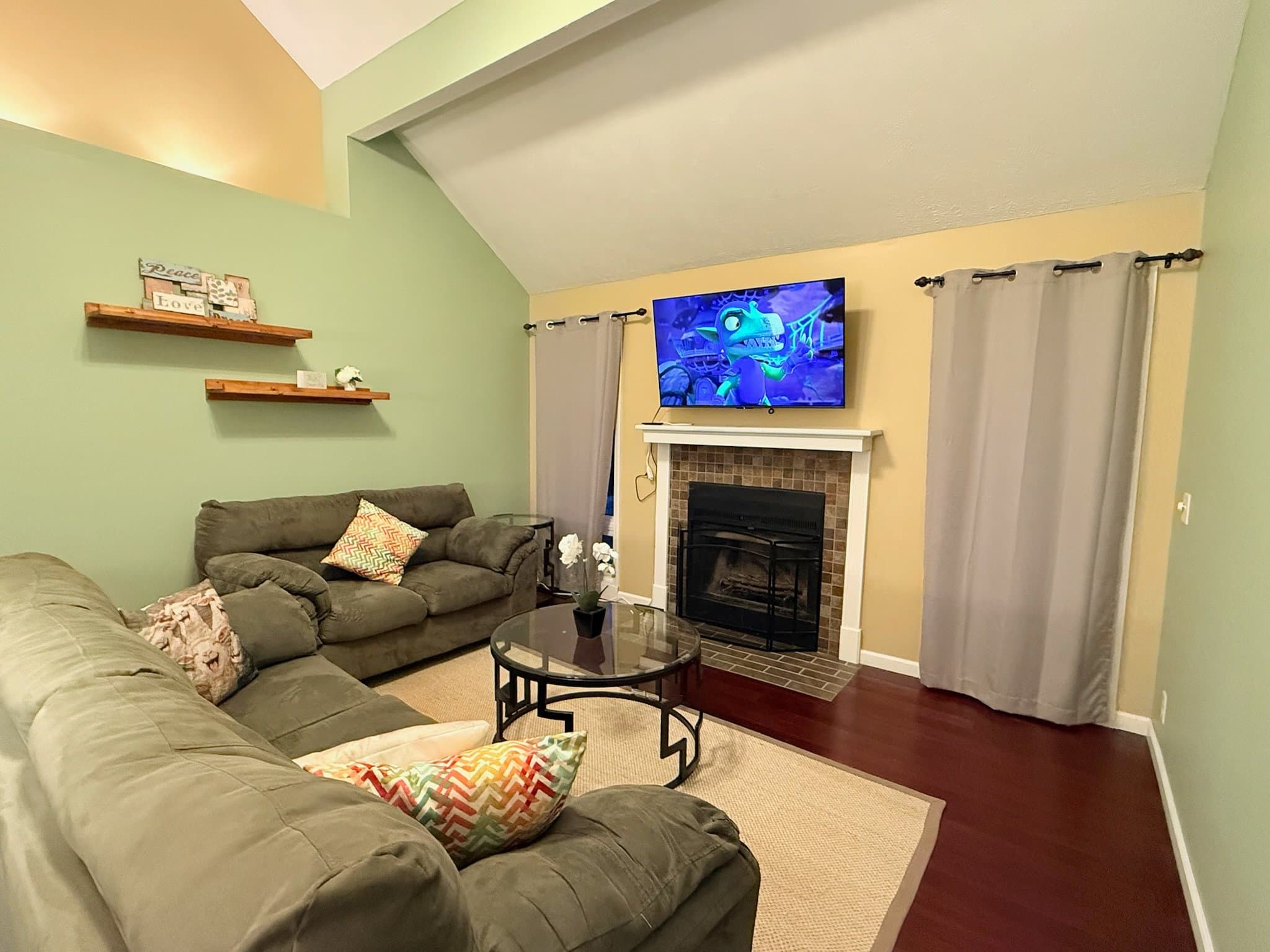 Omaha House: 10628 Hartman Ave