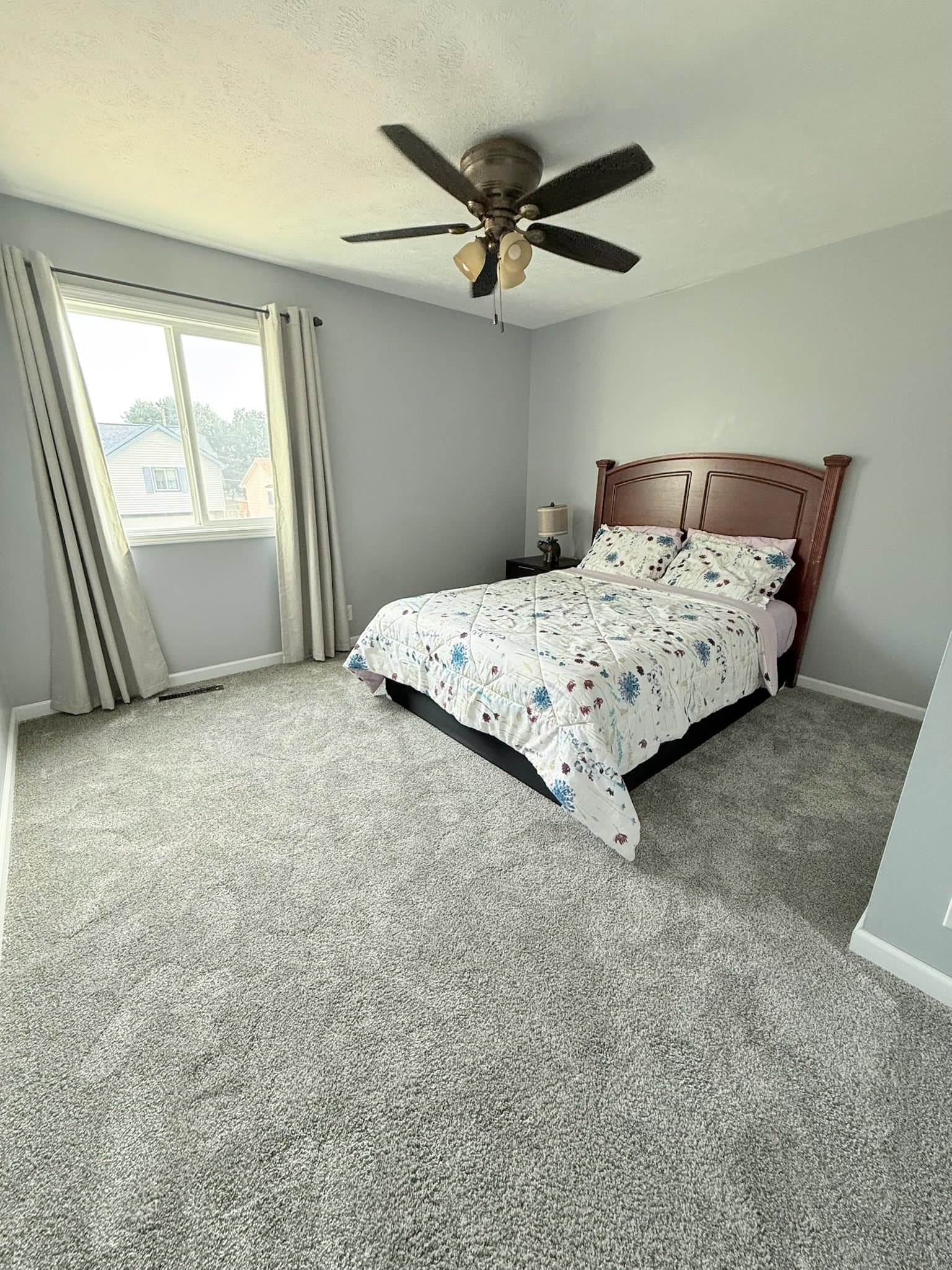 Omaha House: 10628 Hartman Ave