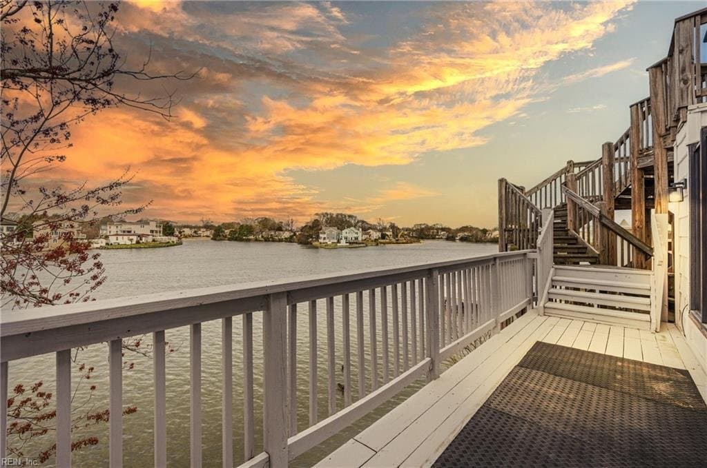 Virginia Beach Condo: 209 Lake Dr