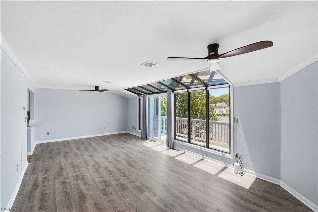Virginia Beach Condo: 209 Lake Dr