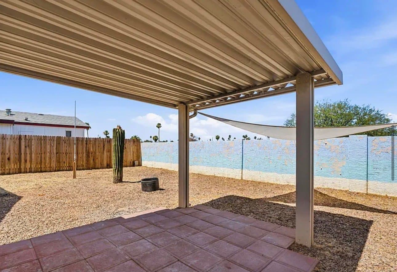 Peoria House: 11275 N 99th Ave