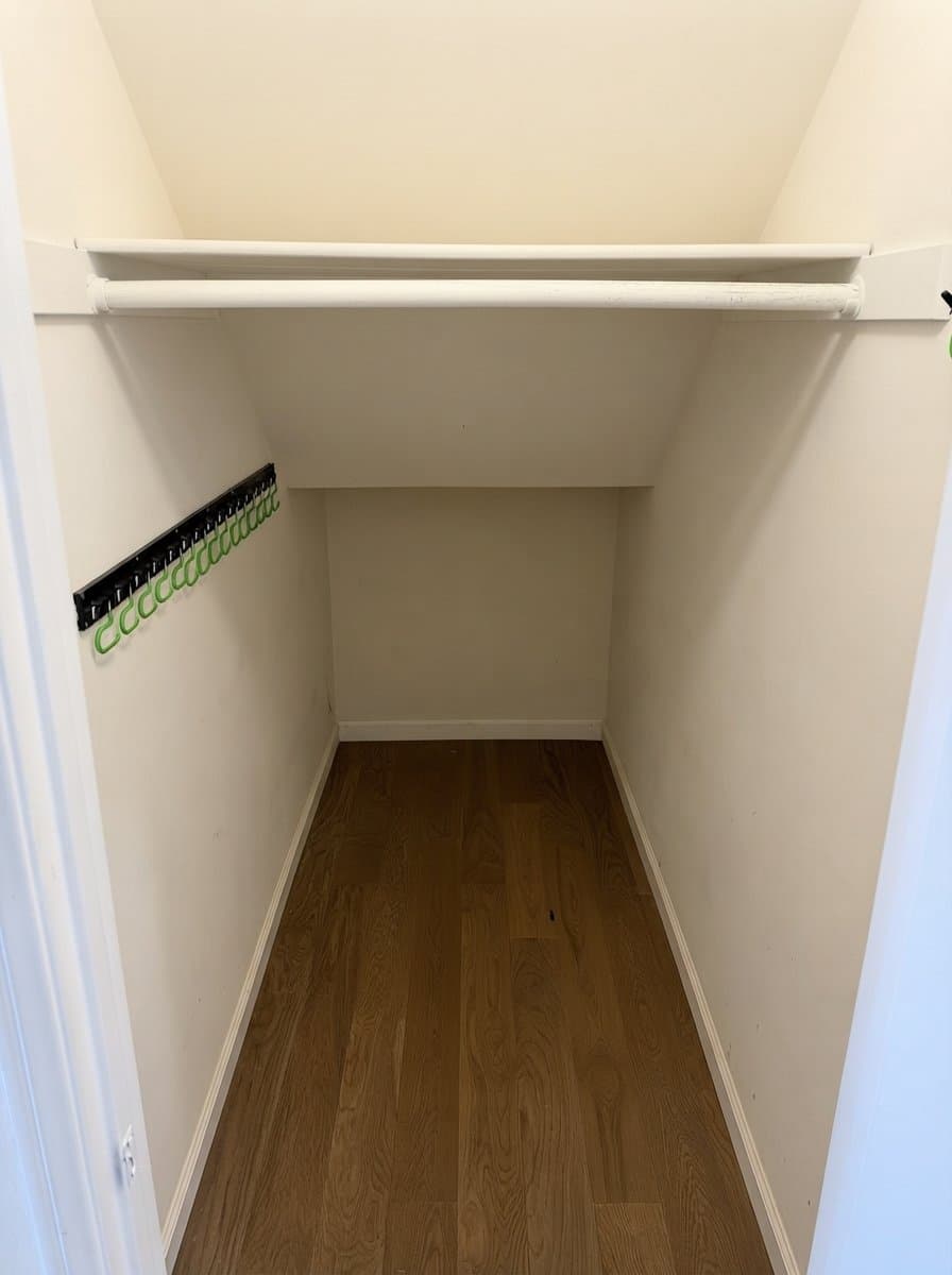 Los Angeles Condo: 10320 Almayo Avenue