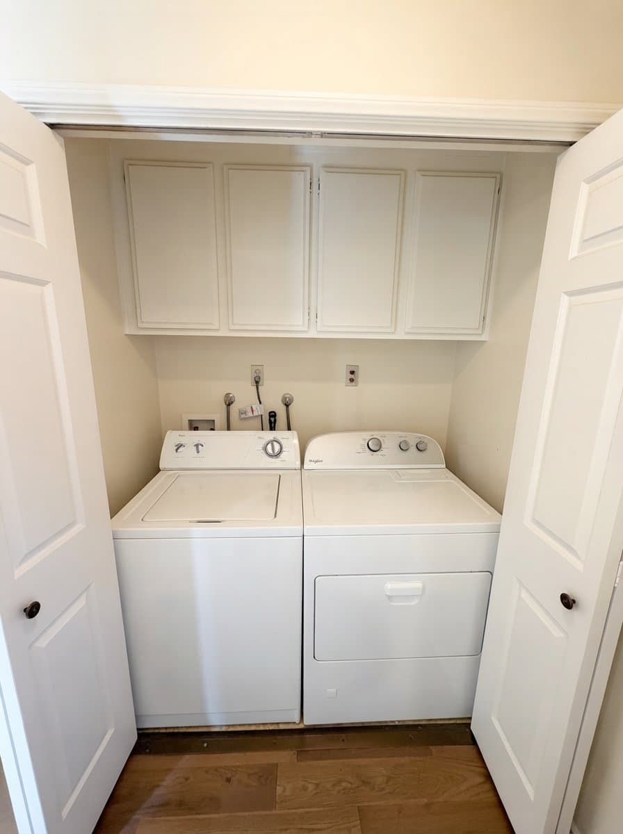 Los Angeles Condo: 10320 Almayo Avenue