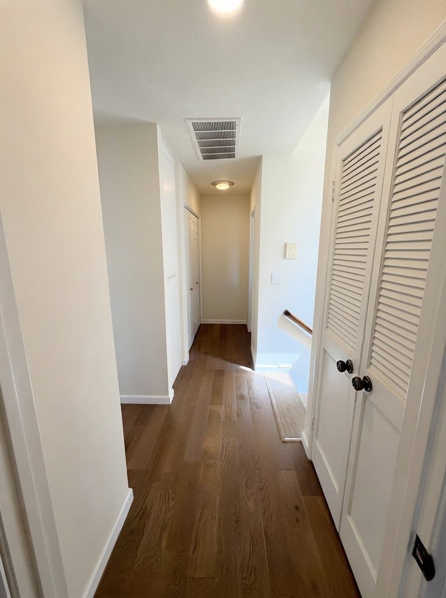 Los Angeles Condo: 10320 Almayo Avenue