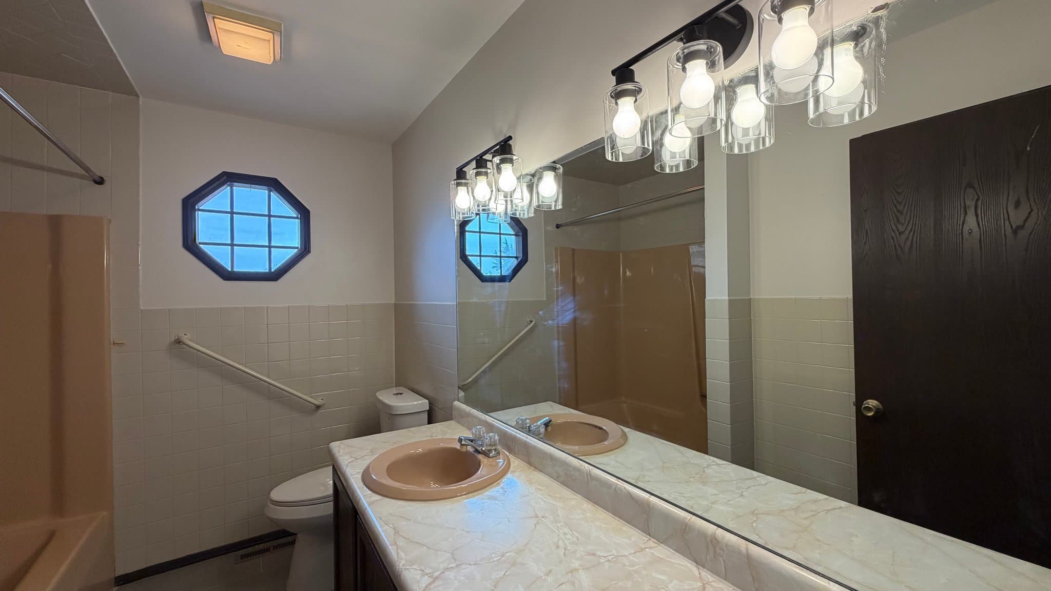 Crown Point House: 5053 W 90th Ln