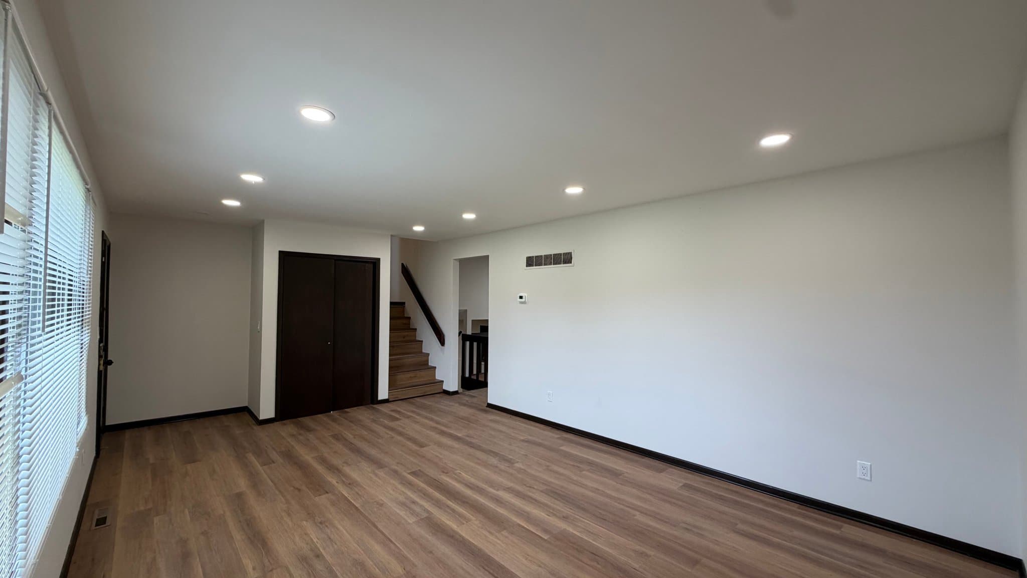 Crown Point House: 5053 W 90th Ln