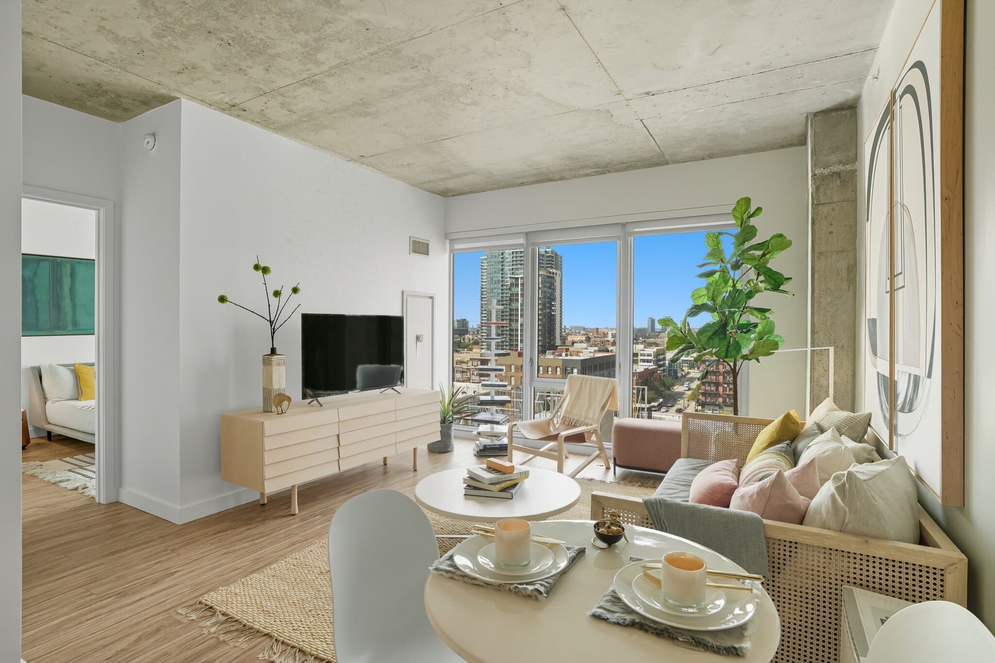 Chicago Condo: 623 W Lake St