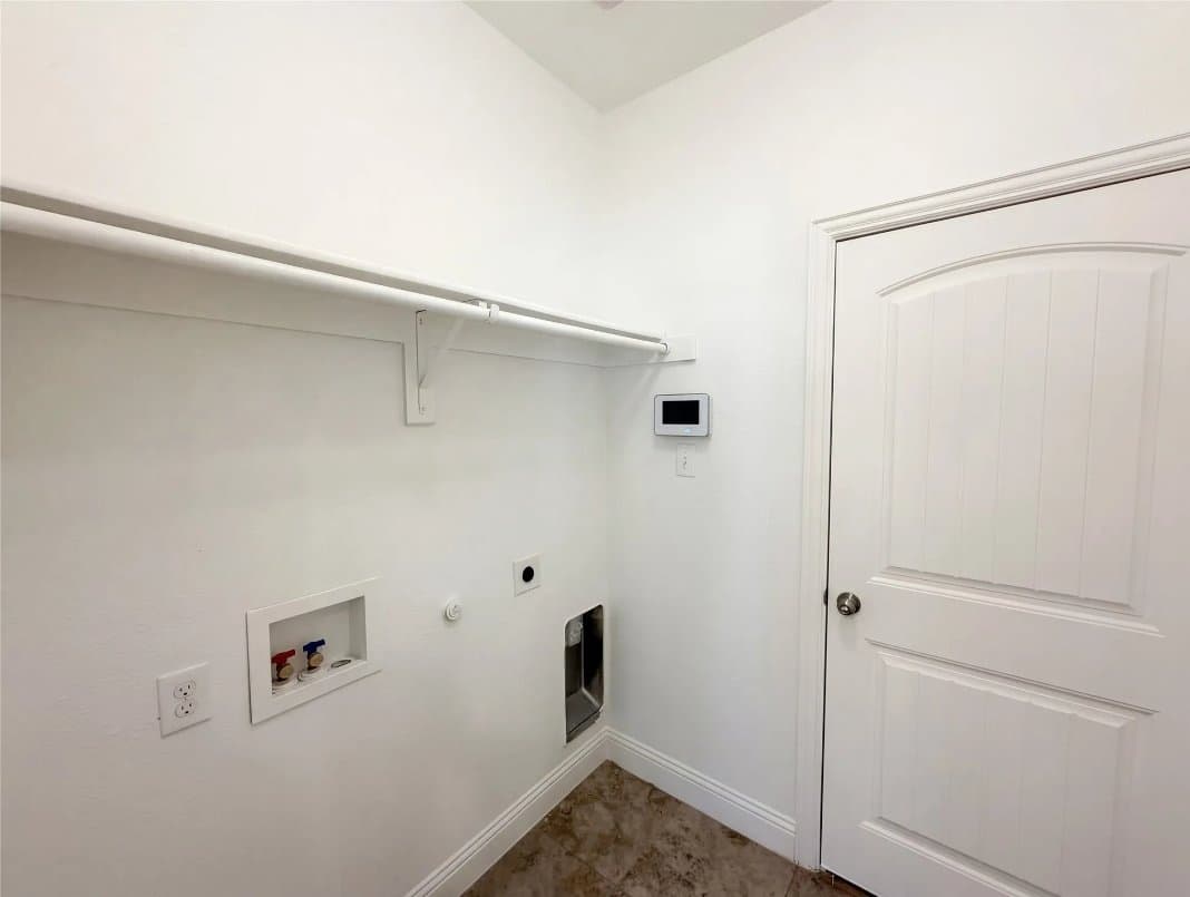 Fort Worth House: 3717 Dutch Iris Ln